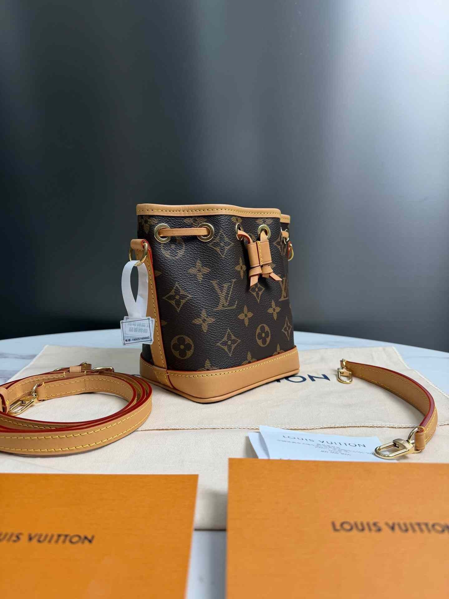 Louis Vuitton Pre-loved Bag Brand new condition Size ONE SIZE - 2 Thumbnail