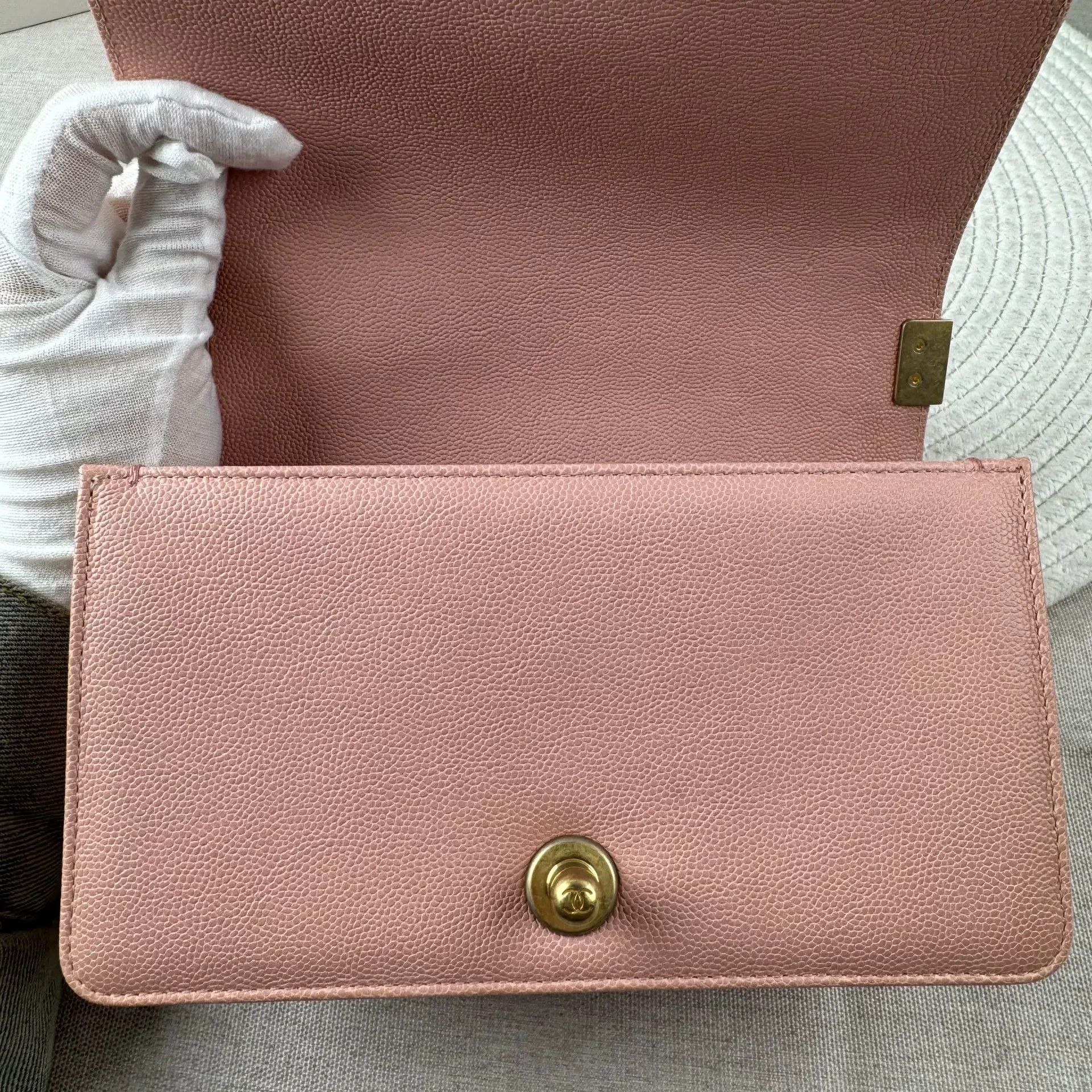 Chanel Pre-loved Bag Very good condition Size ONE SIZE - 8 Thumbnail