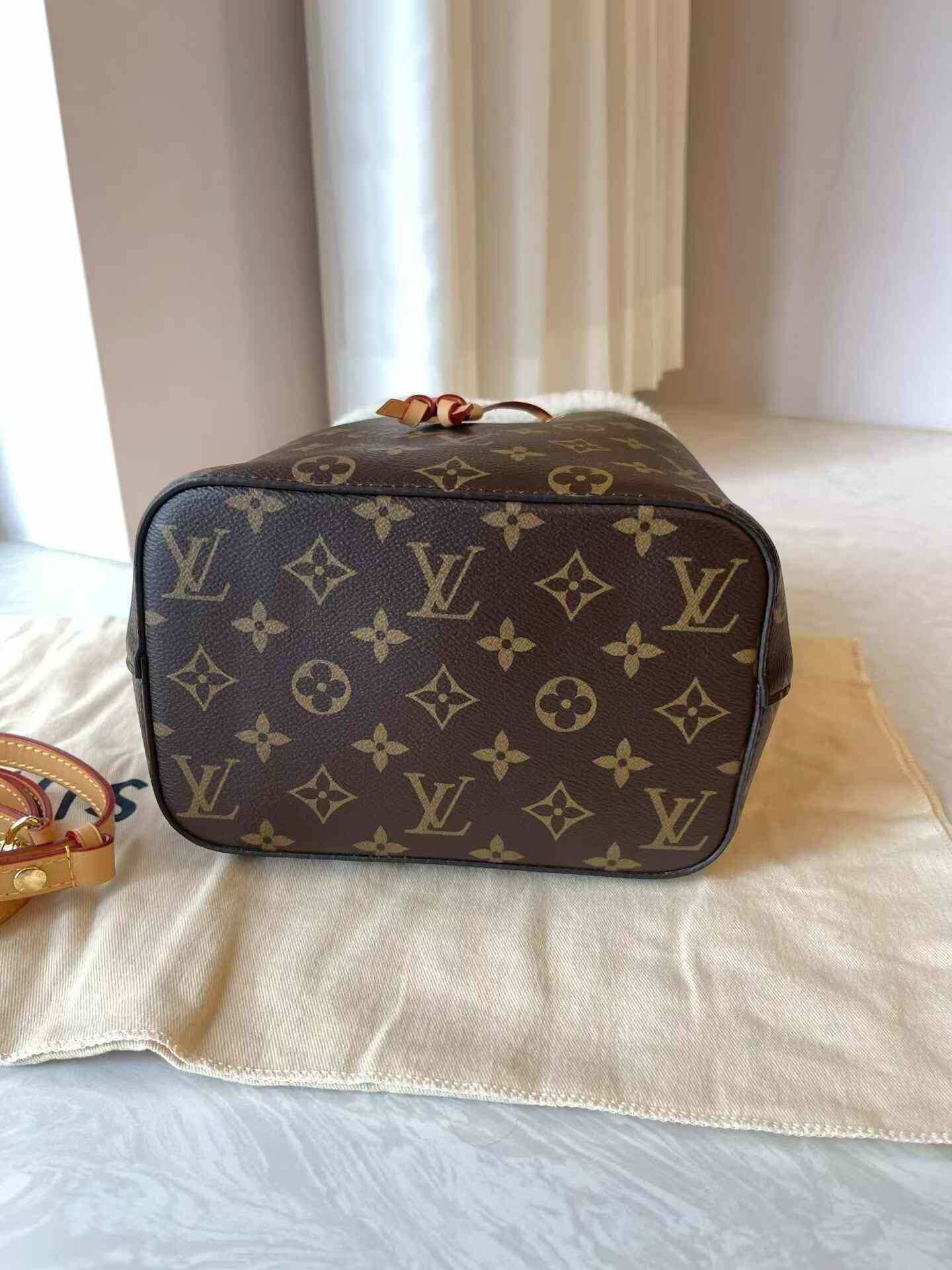 Louis Vuitton Pre-loved Bag Very good condition Size ONE SIZE - 6 Thumbnail