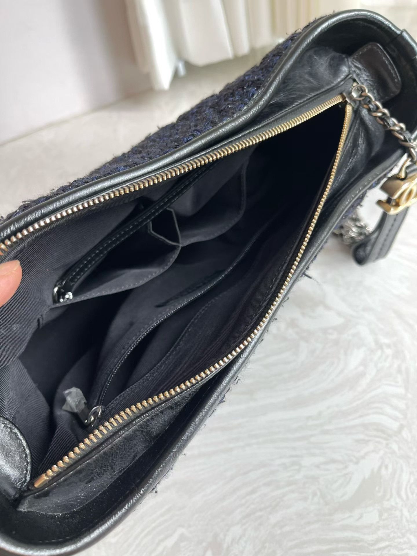 Chanel Pre-loved Bag Very good condition Size ONE SIZE - 9 Thumbnail