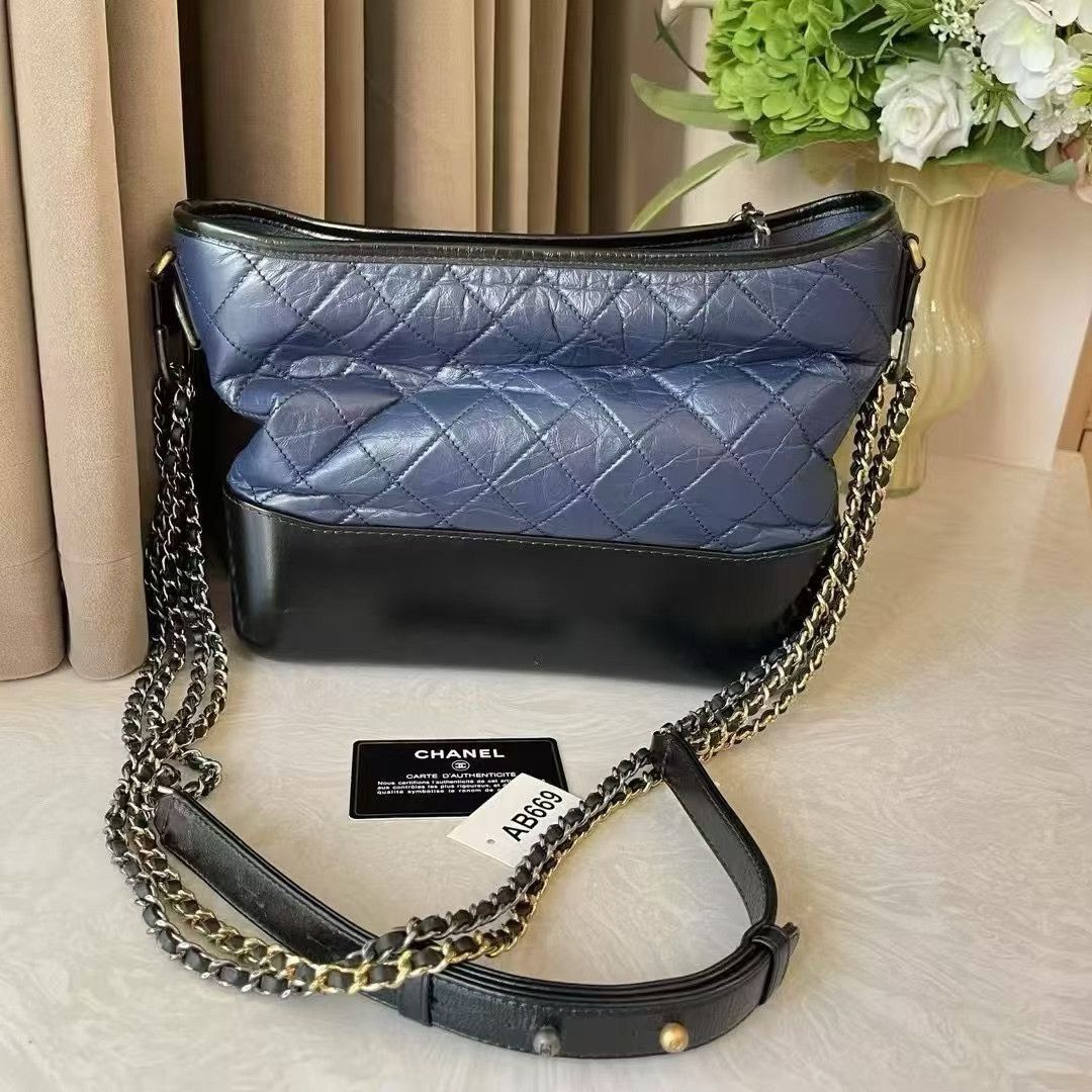 Chanel Pre-loved Bag Very good condition Size ONE SIZE - 2 Thumbnail