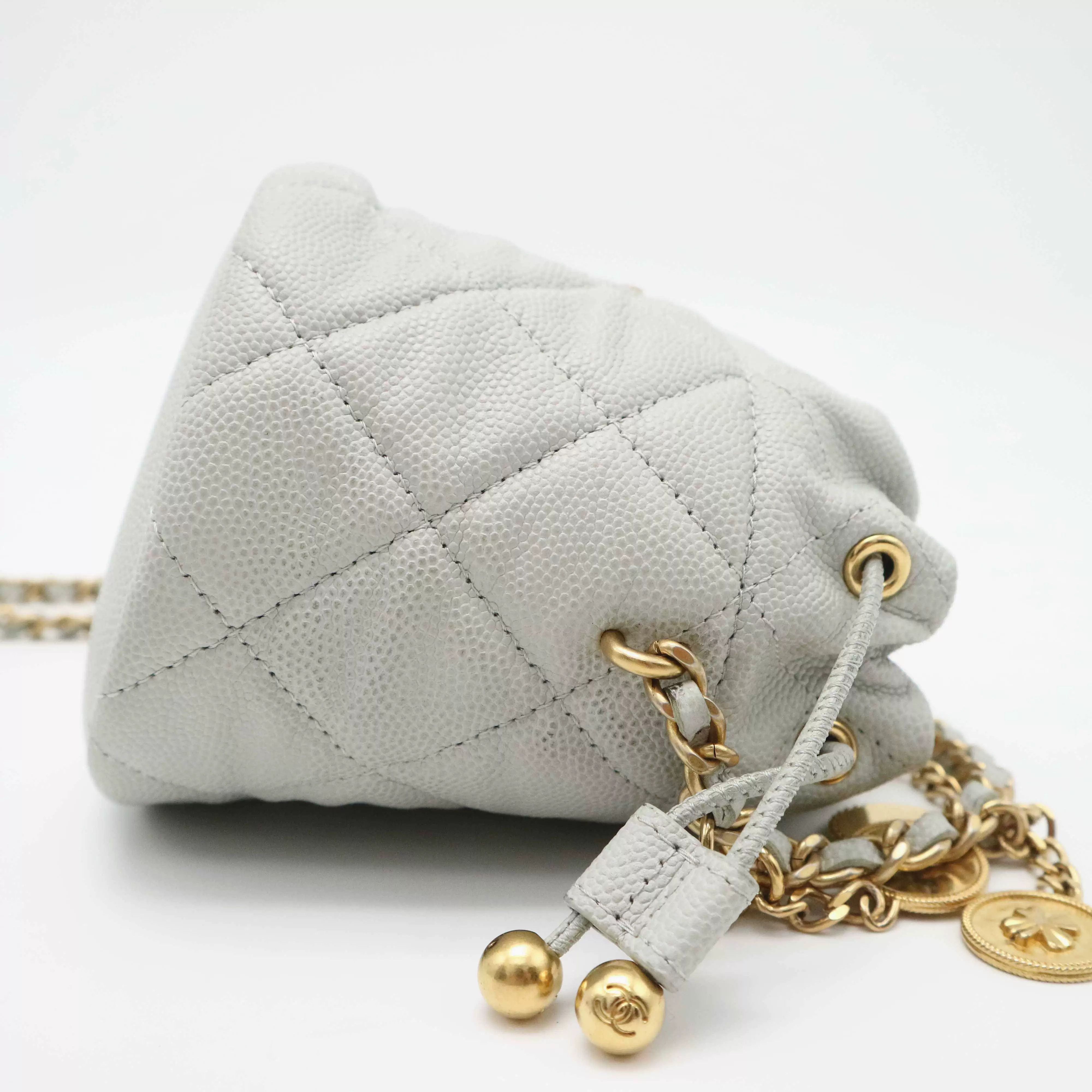 Chanel Pre-loved Bag Very good condition Size ONE SIZE - 6 Thumbnail