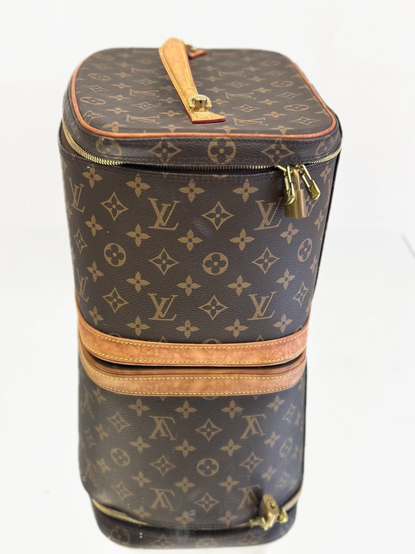 Louis Vuitton Pre-loved Bag Very good condition Size ONE SIZE - 3 Thumbnail