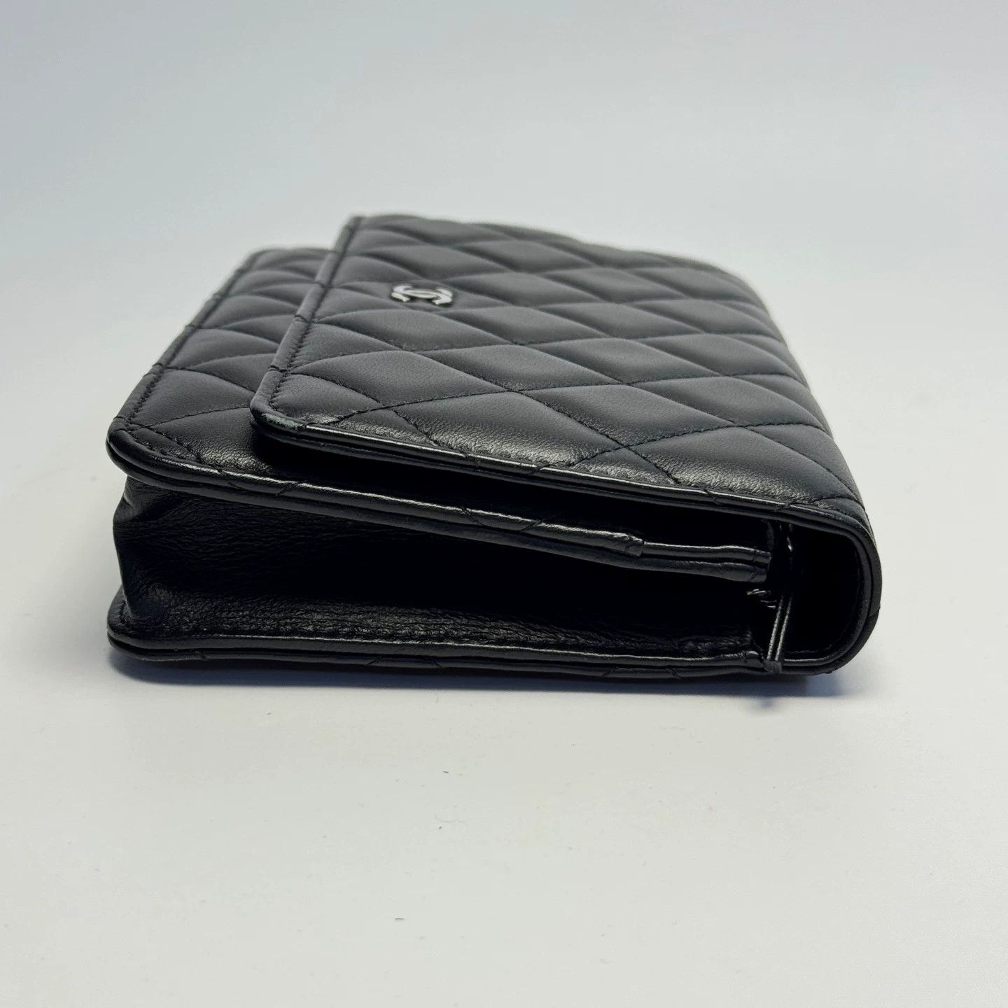 Chanel Pre-loved Bag Very good condition Size ONE SIZE - 7 Thumbnail