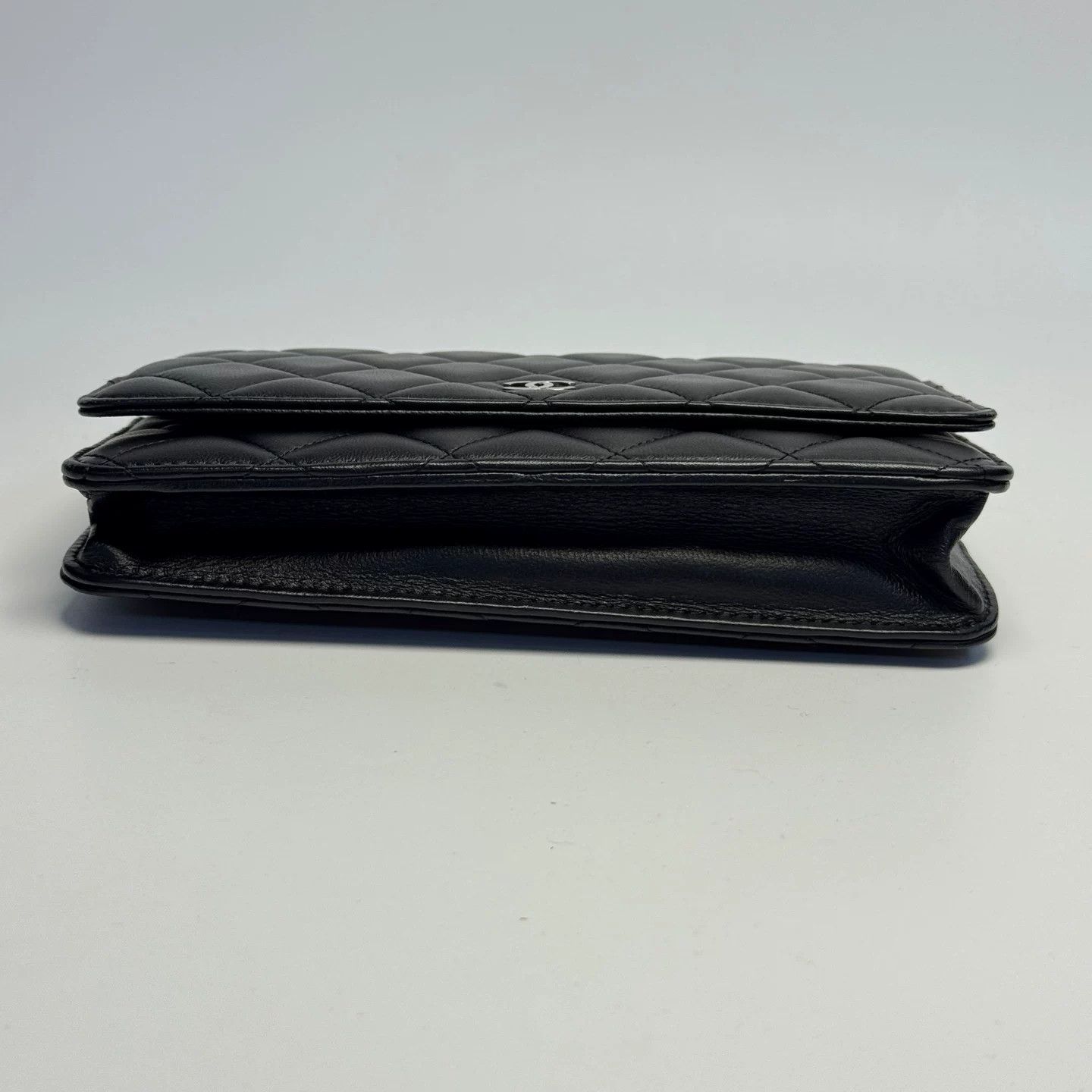 Chanel Pre-loved Bag Very good condition Size ONE SIZE - 5 Thumbnail