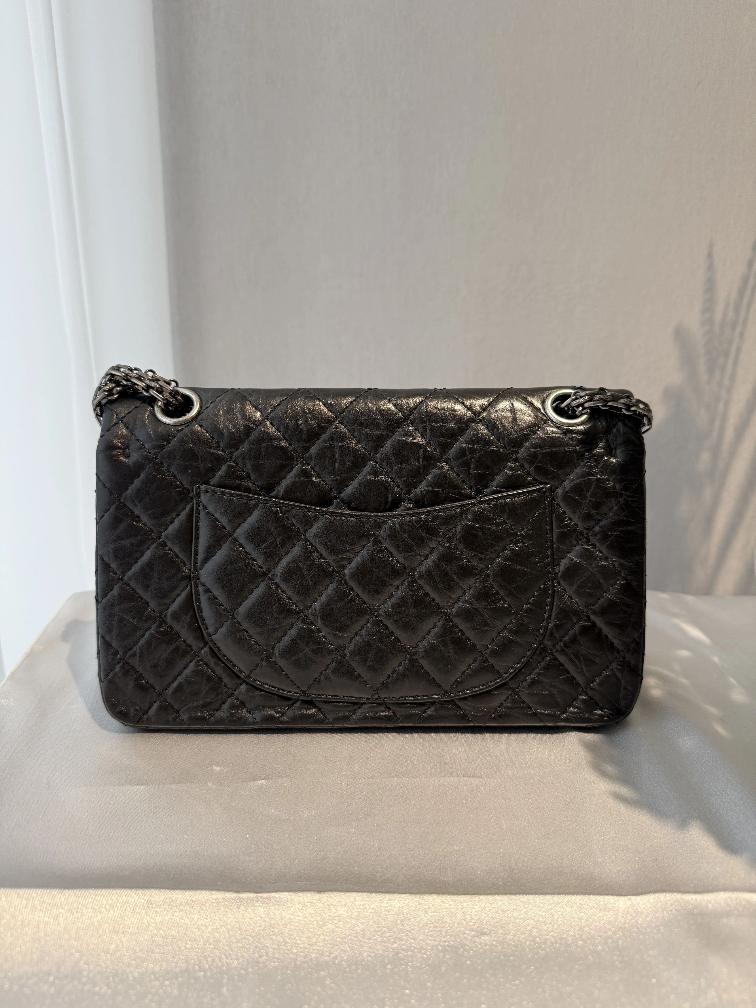 Chanel Pre-loved Bag Very good condition Size ONE SIZE - 2 Thumbnail