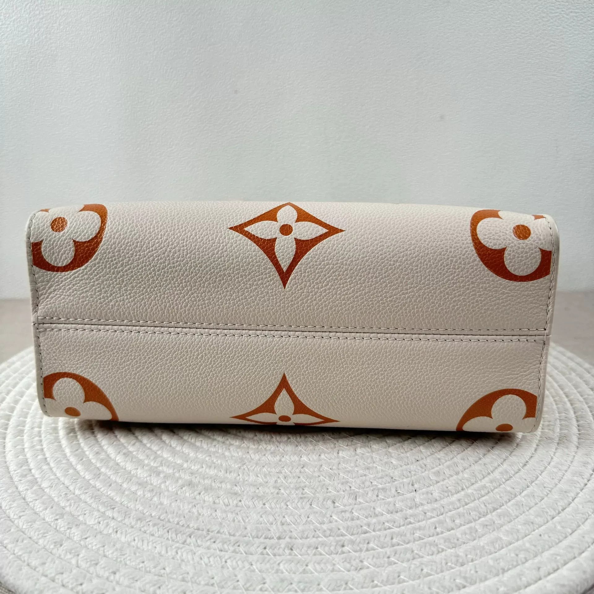 Louis Vuitton Pre-loved Bag Very good condition Size ONE SIZE - 9 Thumbnail