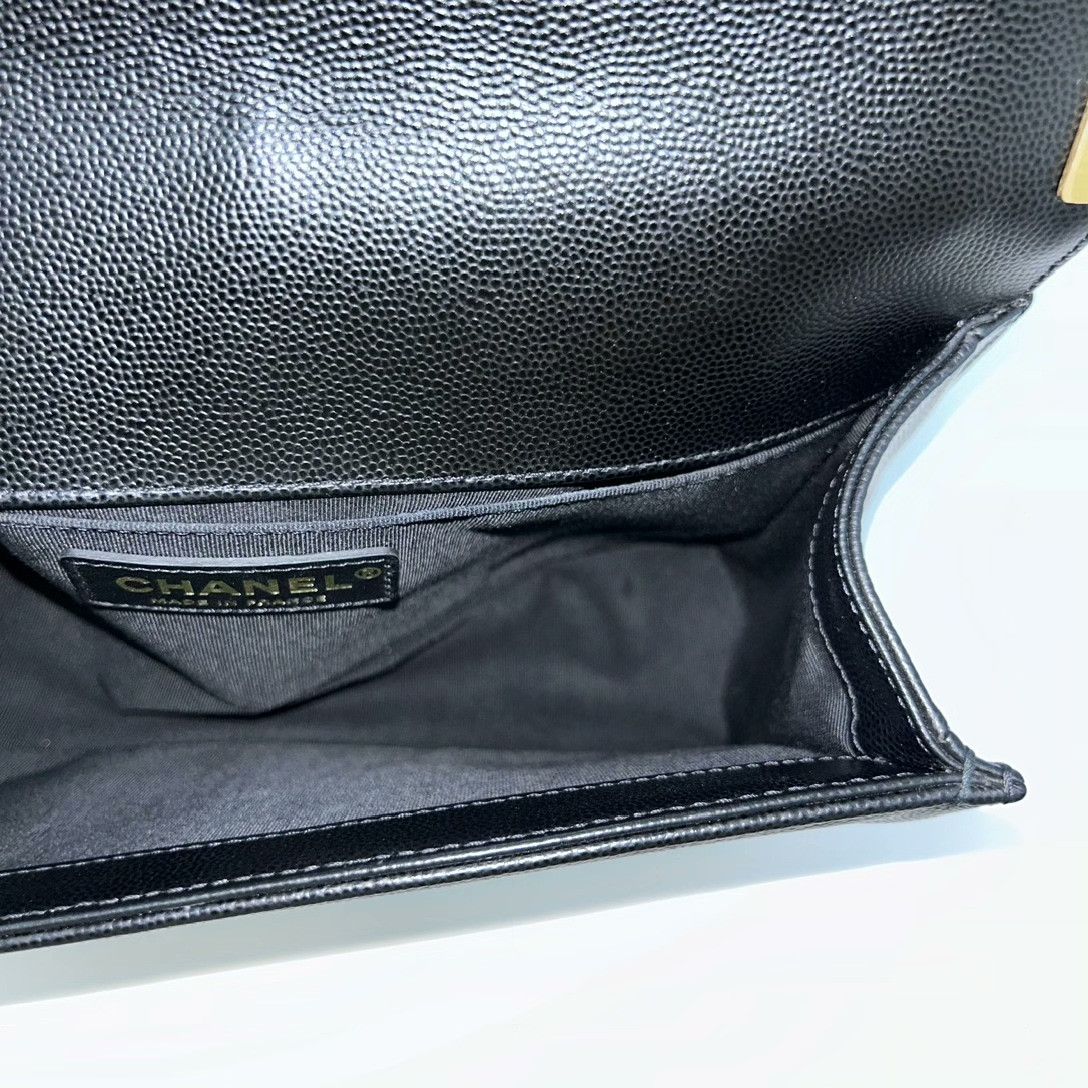 Chanel Pre-loved Bag Very good condition Size ONE SIZE - 6 Thumbnail