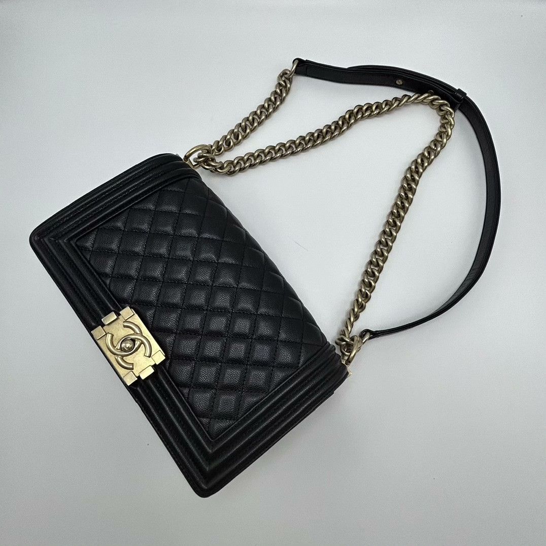 Chanel Pre-loved Bag Very good condition Size ONE SIZE - 3 Thumbnail