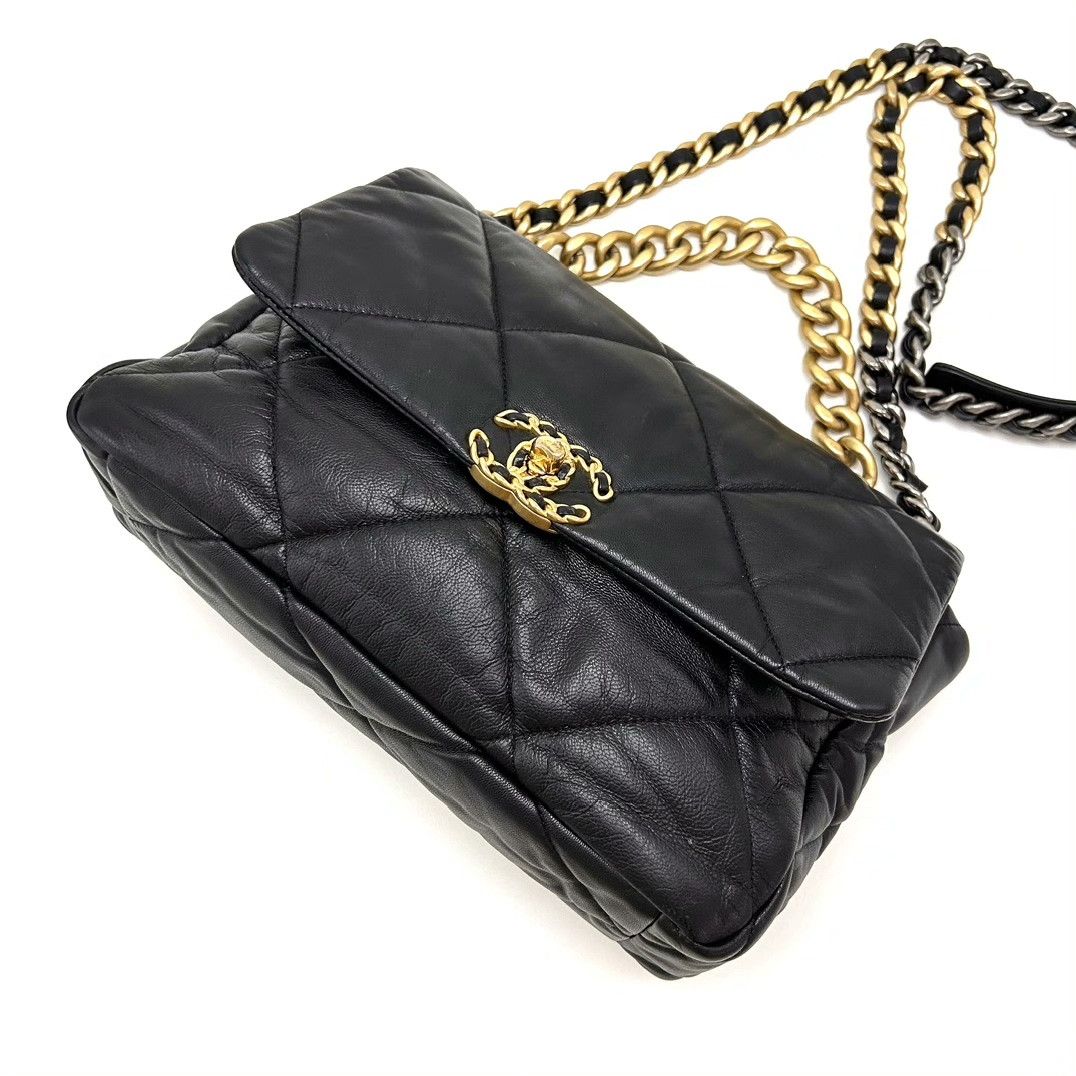 Chanel Pre-loved Bag Very good condition Size ONE SIZE - 3 Thumbnail
