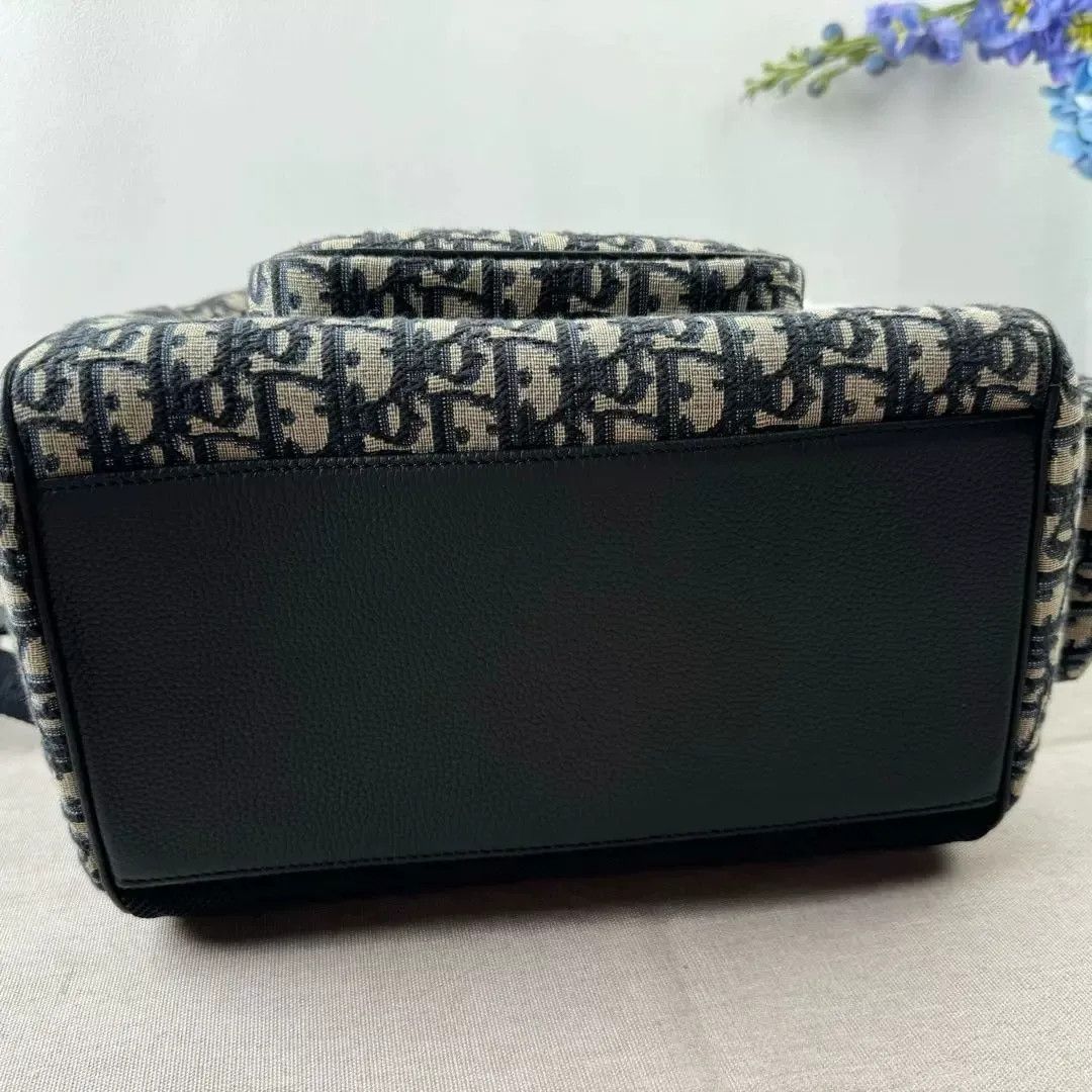 Dior Pre-loved Bag Very good condition Size ONE SIZE - 7 Thumbnail