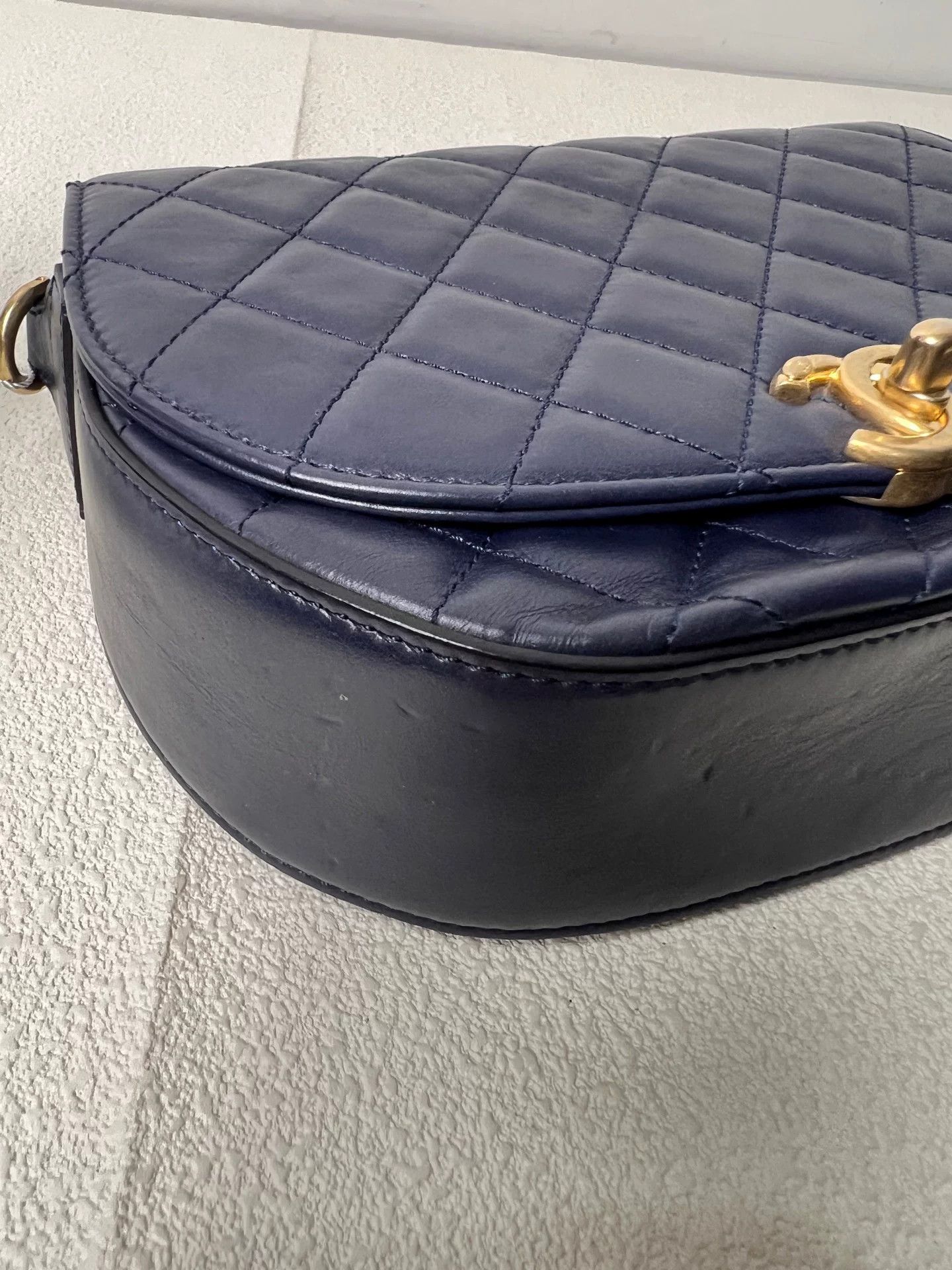 Chanel Pre-loved Bag Very good condition Size ONE SIZE - 4 Thumbnail