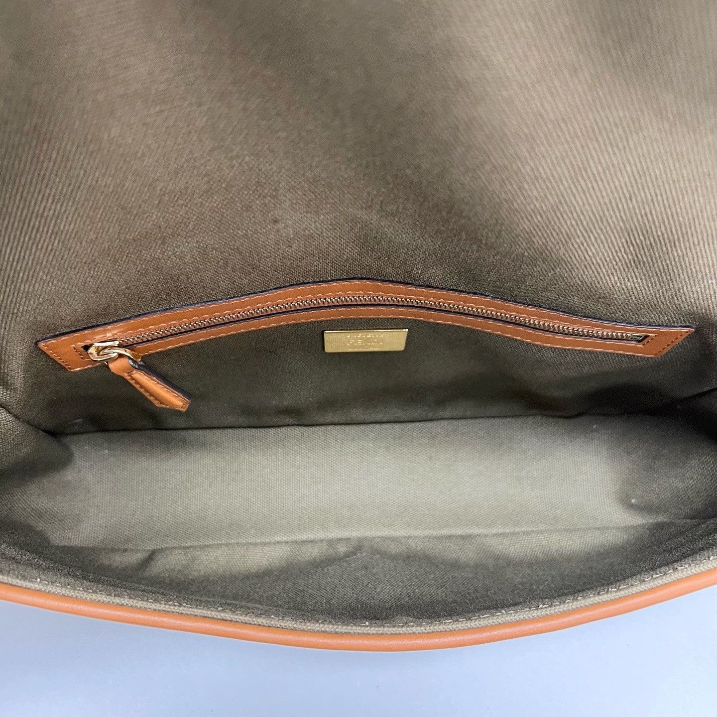Fendi Pre-loved Bag Very good condition Size ONE SIZE - 9 Thumbnail
