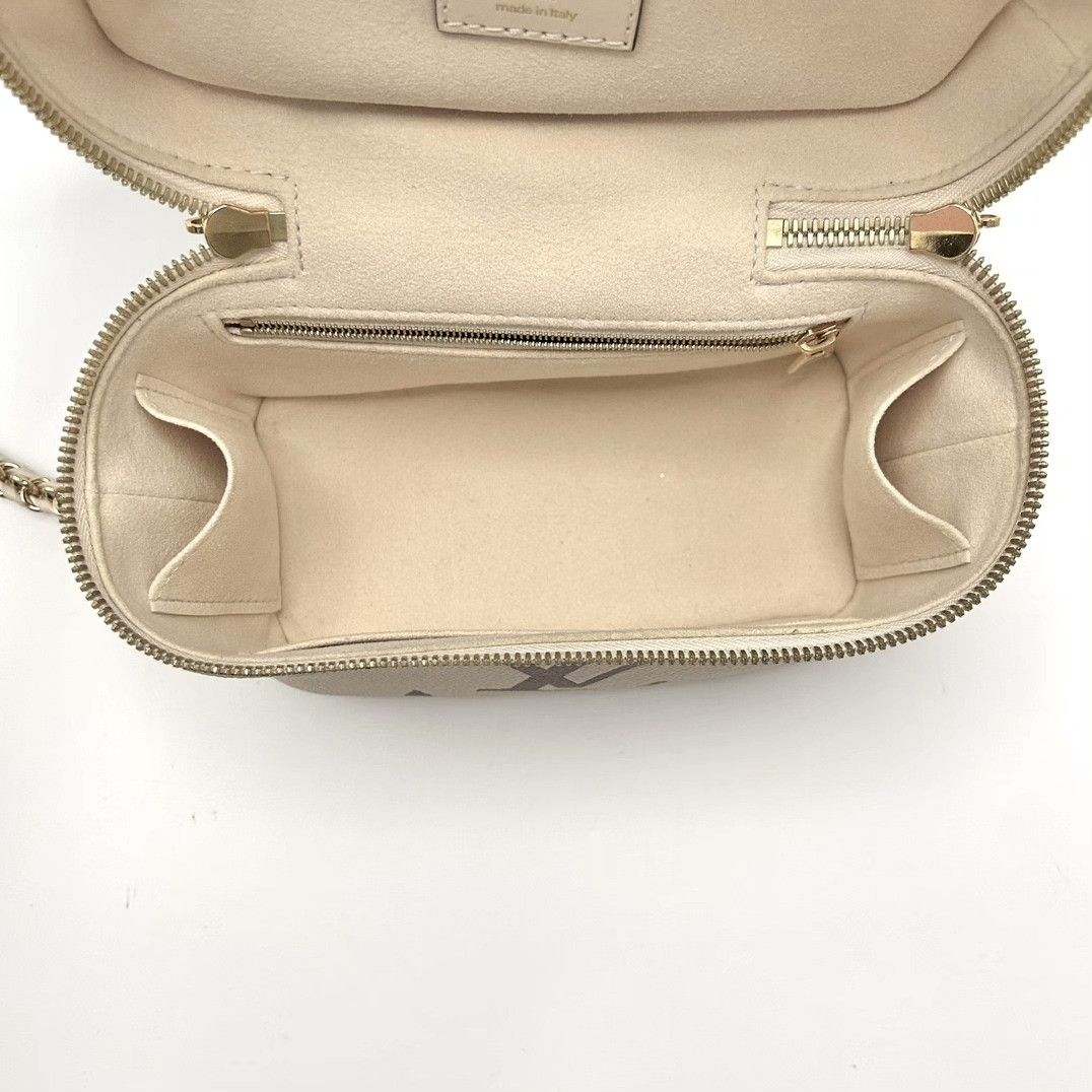 Louis Vuitton Pre-loved Bag Very good condition Size ONE SIZE - 6 Thumbnail