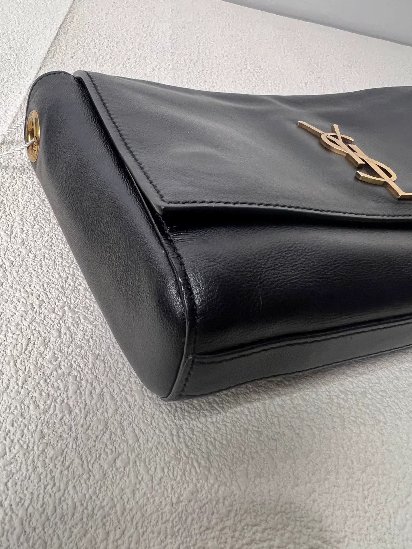 Saint Laurent Paris Pre-loved Bag Very good condition Size ONE SIZE - 4 Thumbnail