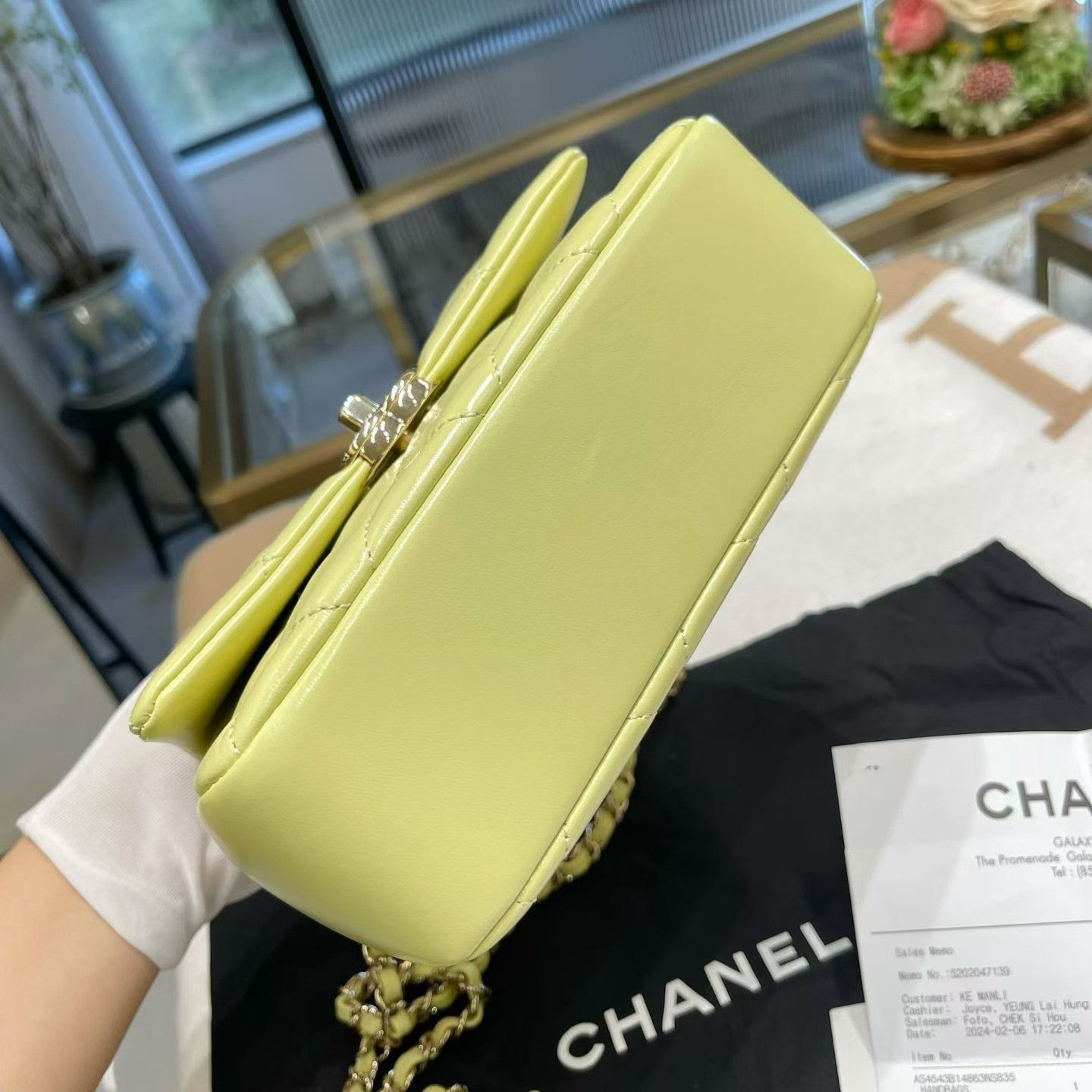 Chanel Pre-loved Bag Very good condition Size ONE SIZE - 5 Thumbnail