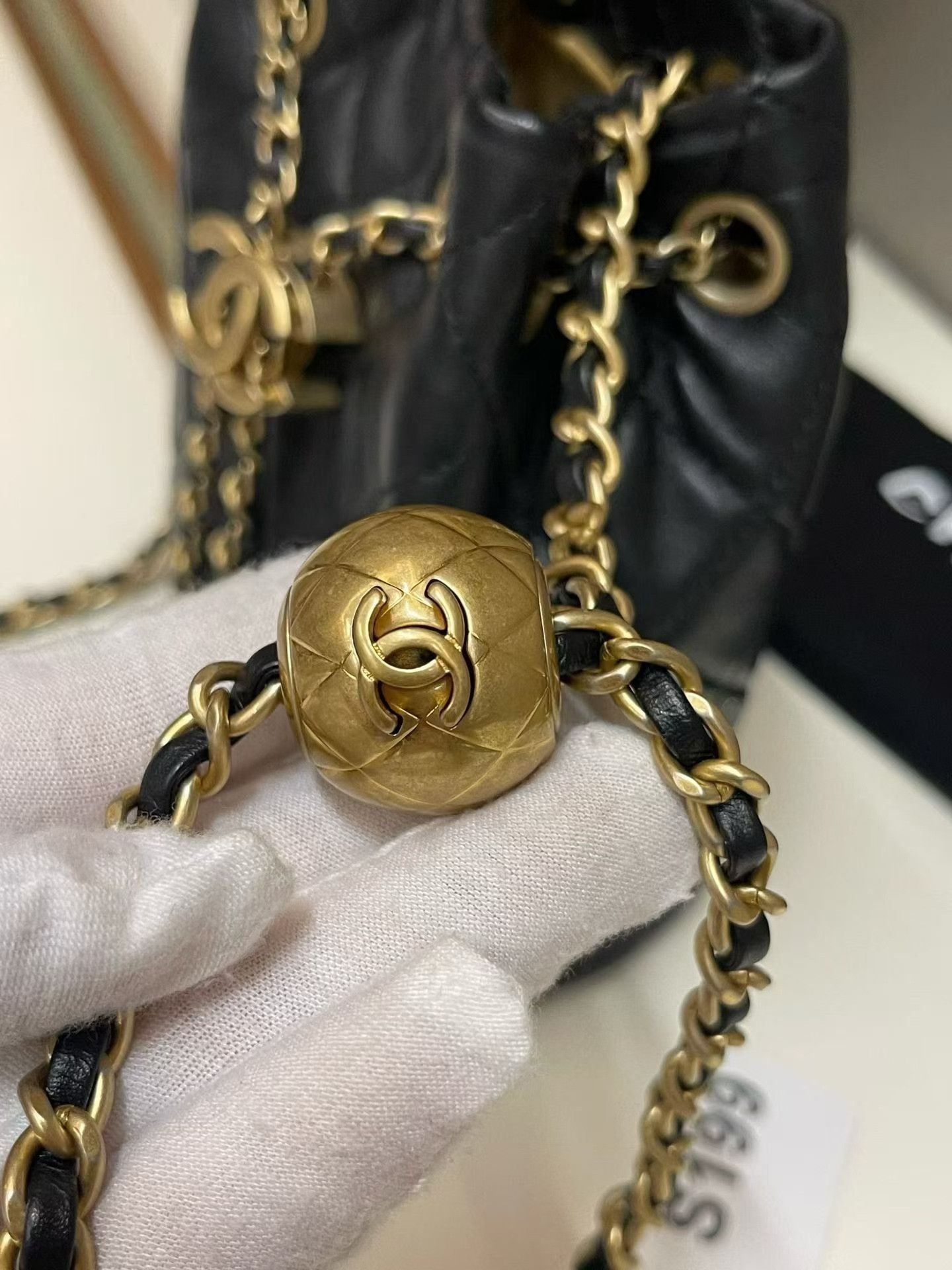 Chanel Pre-loved Bag Very good condition Size ONE SIZE - 6 Thumbnail