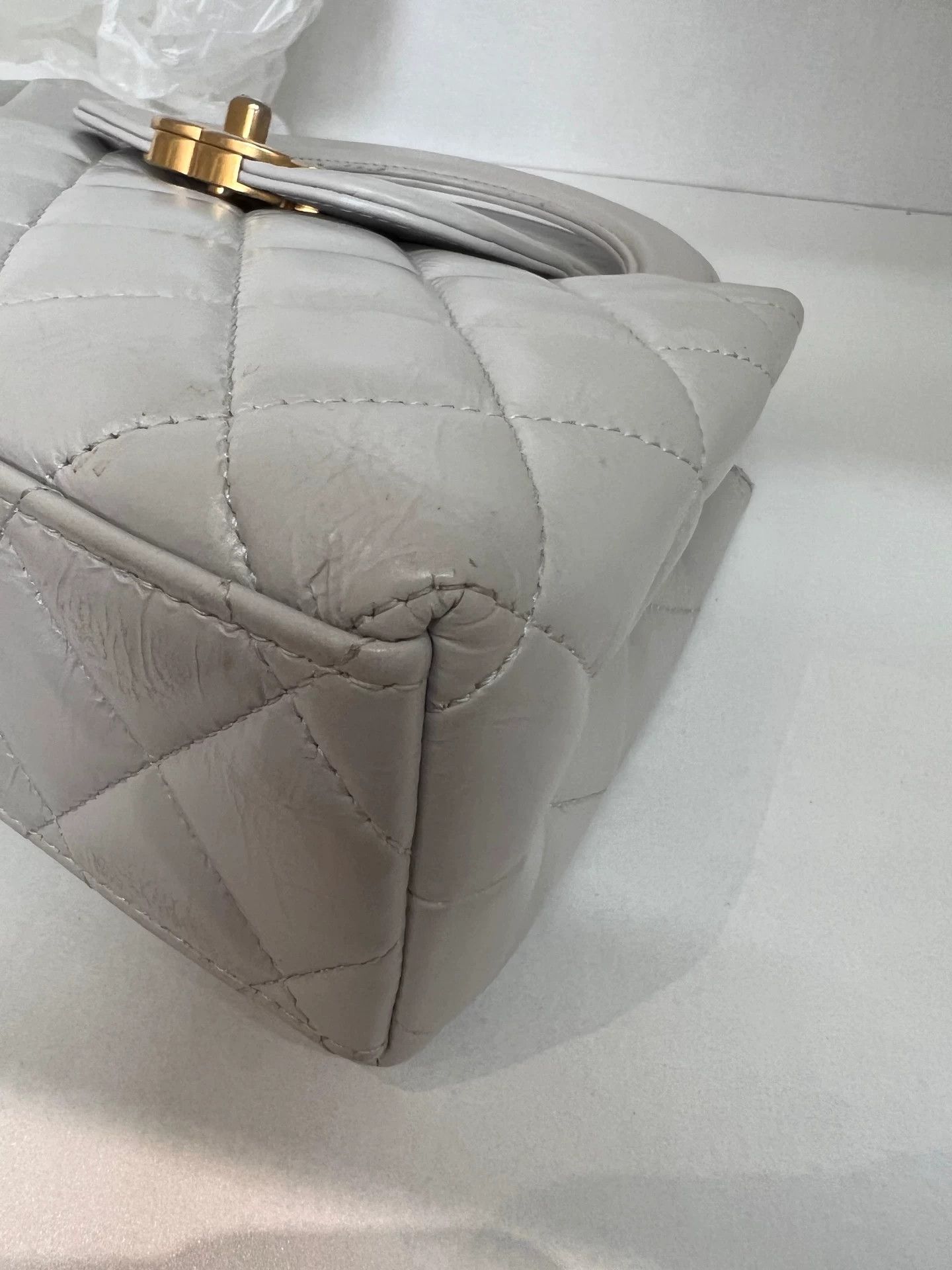 Chanel Pre-loved Bag Very good condition Size ONE SIZE - 4 Thumbnail