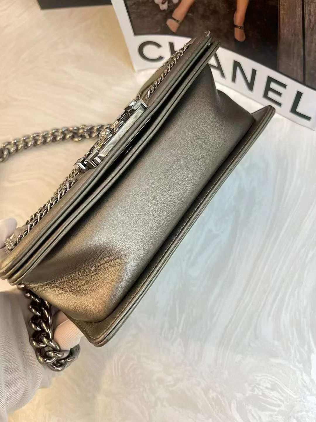 Chanel Pre-loved Bag Very good condition Size ONE SIZE - 5 Thumbnail