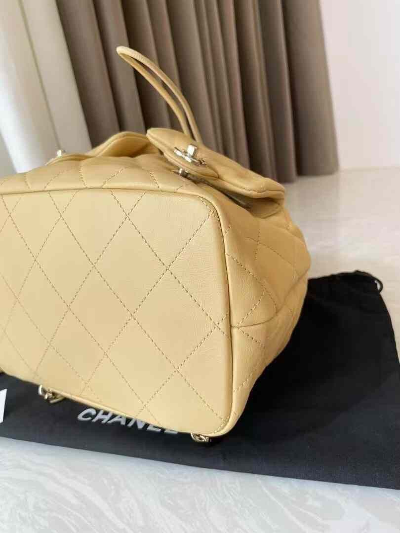 Chanel Pre-loved Bag Very good condition Size ONE SIZE - 6 Thumbnail