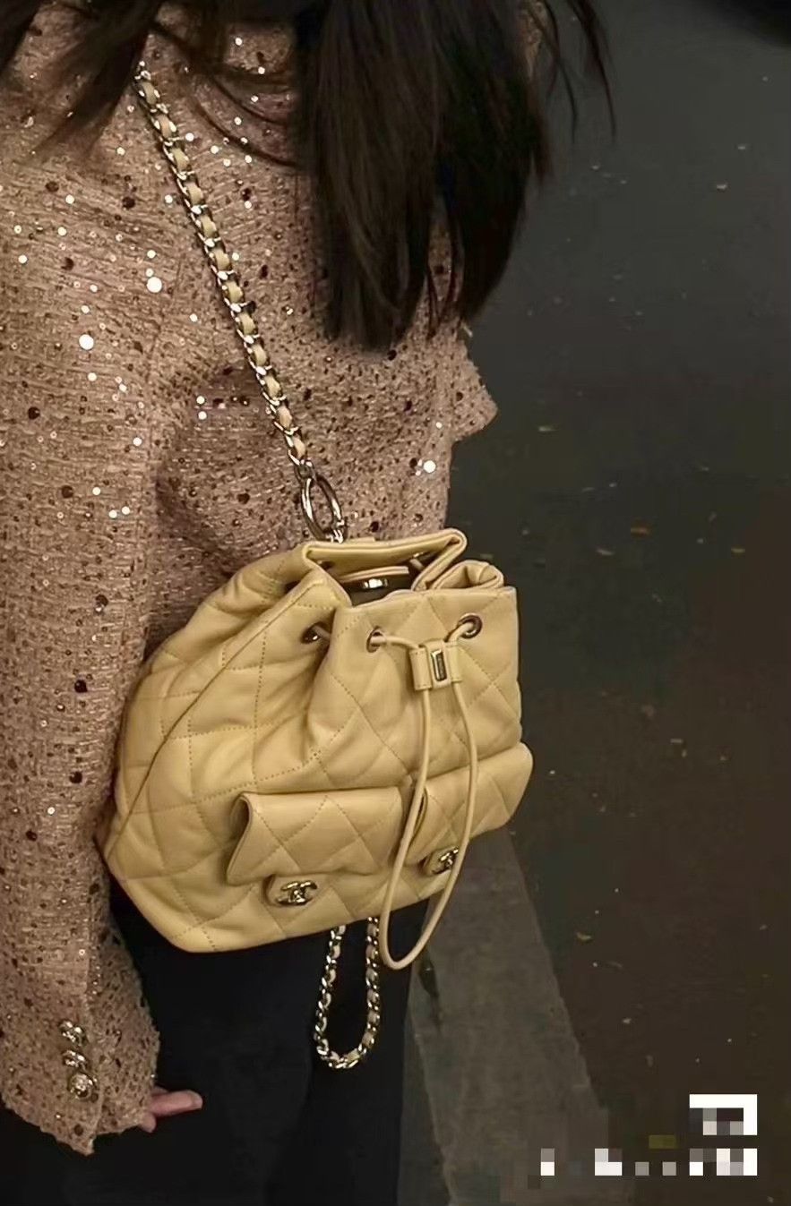 Chanel Pre-loved Bag Very good condition Size ONE SIZE - 8 Thumbnail