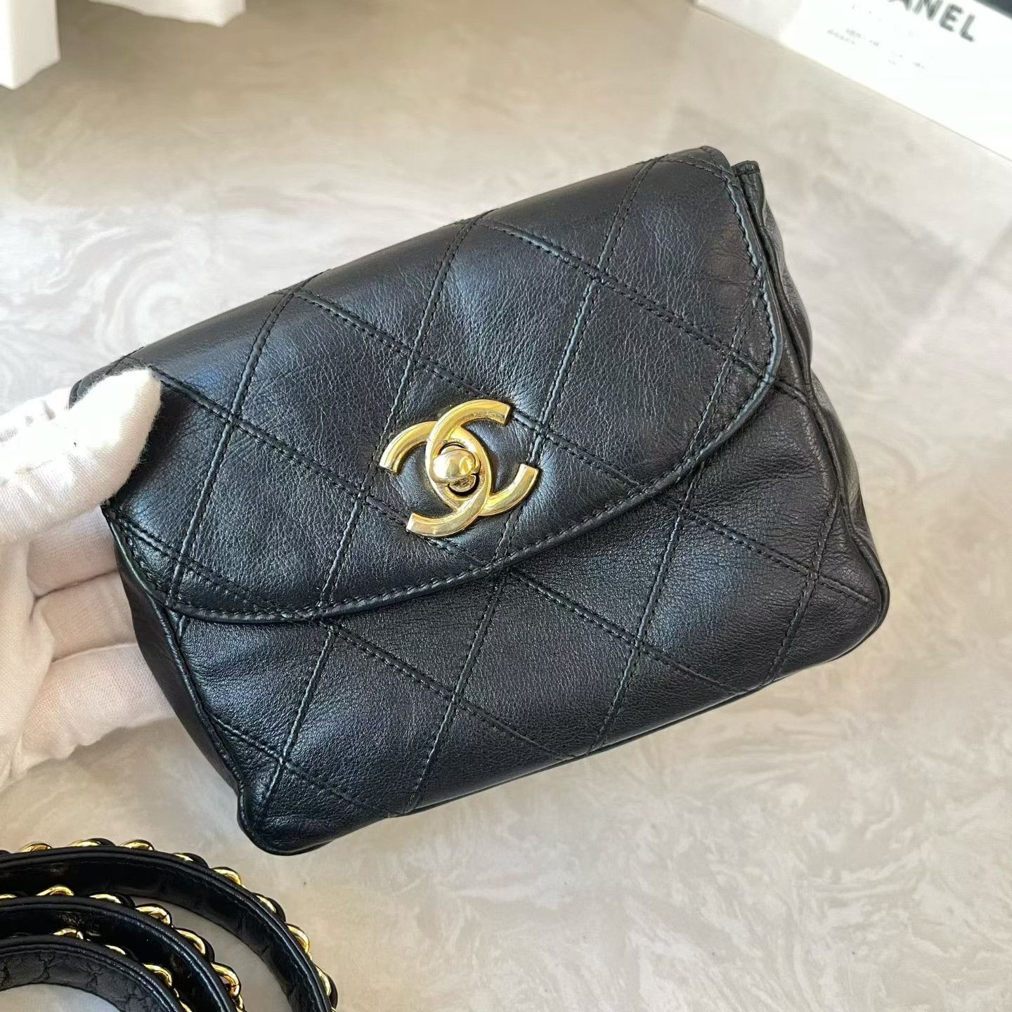 Chanel Pre-loved Bag Very good condition Size ONE SIZE - 3 Thumbnail