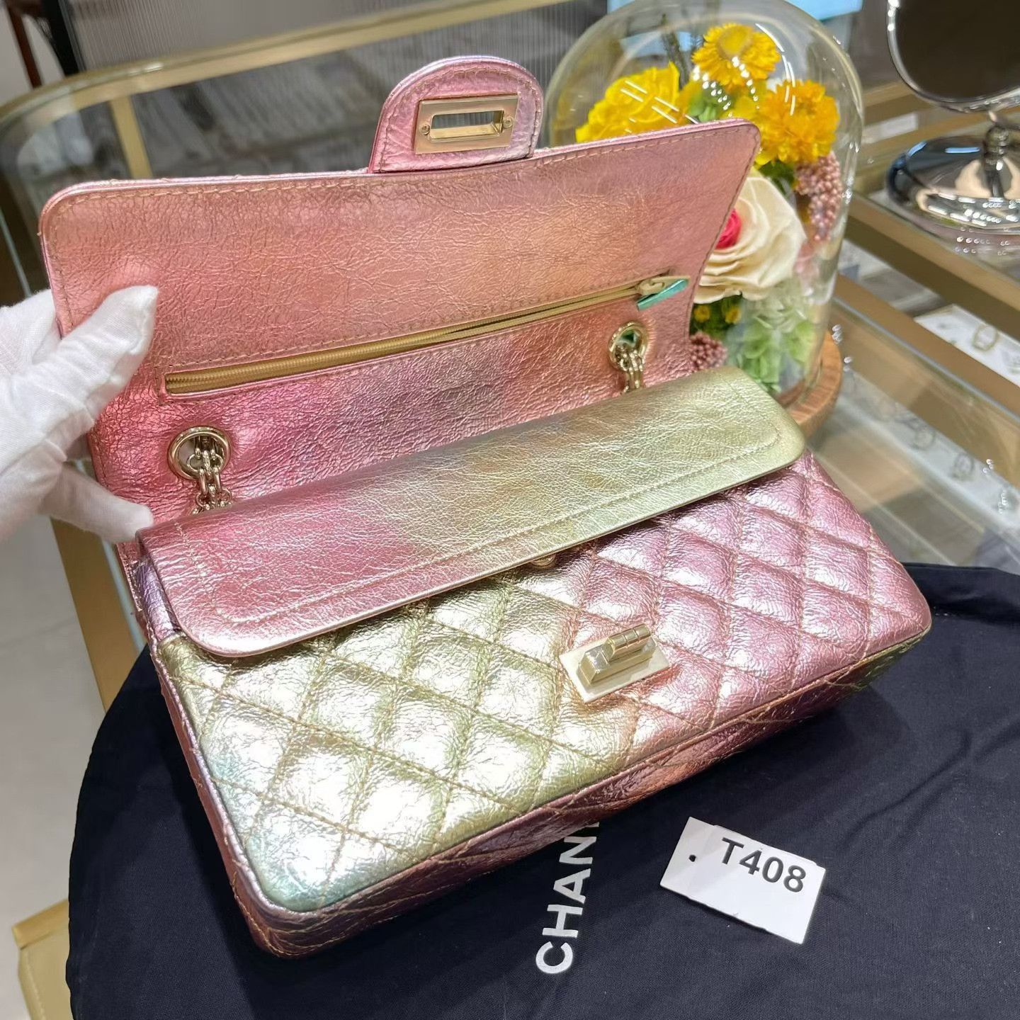 Chanel Pre-loved Bag Very good condition Size ONE SIZE - 6 Thumbnail