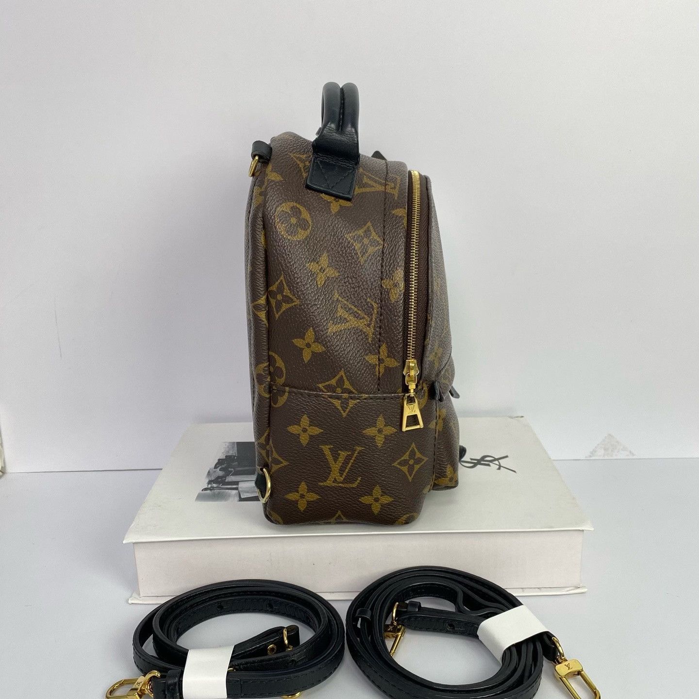 Louis Vuitton Pre-loved Bag Very good condition Size ONE SIZE - 5 Thumbnail
