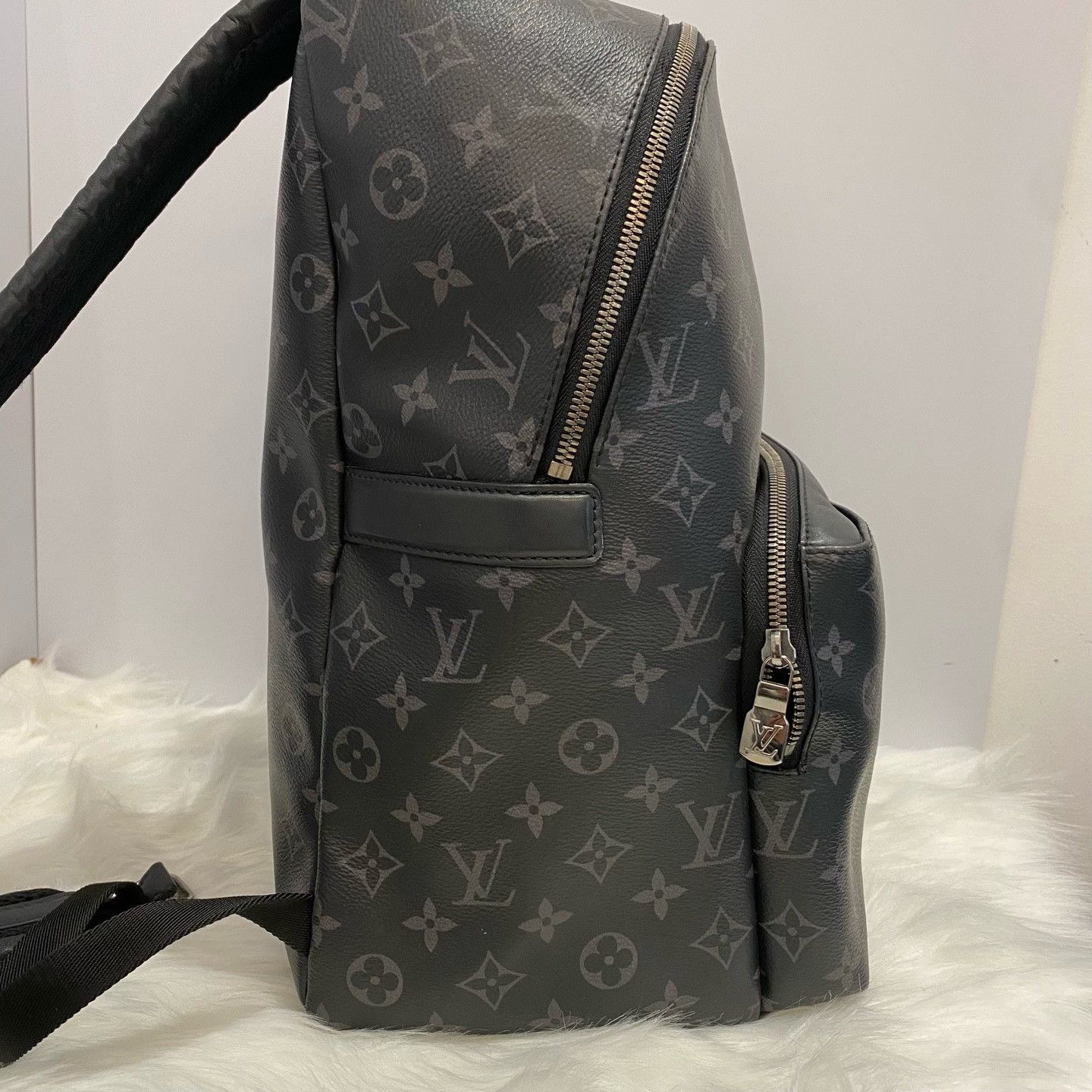 Louis Vuitton Pre-loved Bag Very good condition Size ONE SIZE - 3 Thumbnail