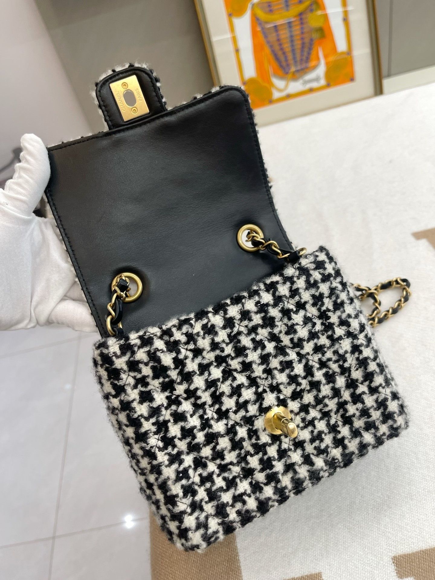 Chanel Pre-loved Bag Very good condition Size ONE SIZE - 6 Thumbnail
