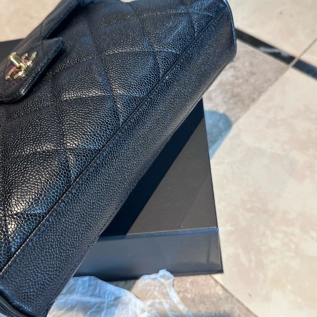 Chanel Pre-loved Bag Very good condition Size ONE SIZE - 9 Thumbnail
