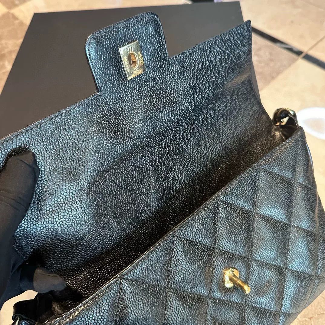 Chanel Pre-loved Bag Very good condition Size ONE SIZE - 8 Thumbnail