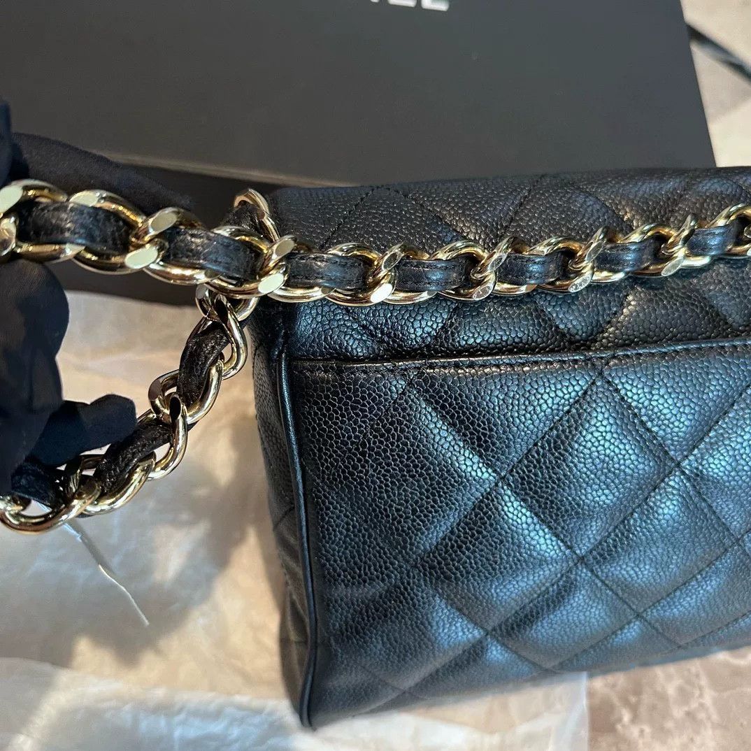 Chanel Pre-loved Bag Very good condition Size ONE SIZE - 3 Thumbnail
