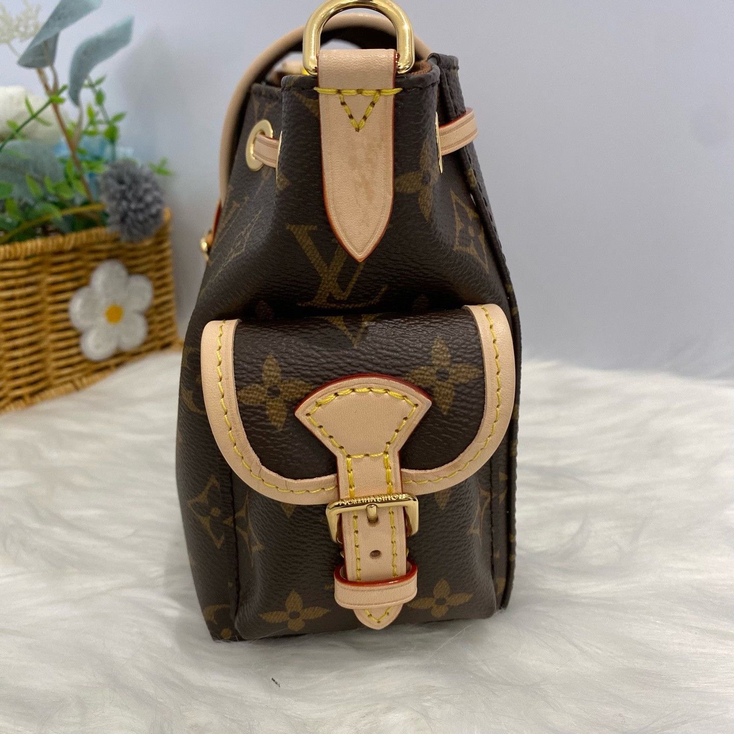 Louis Vuitton Pre-loved Bag Very good condition Size ONE SIZE - 4 Thumbnail