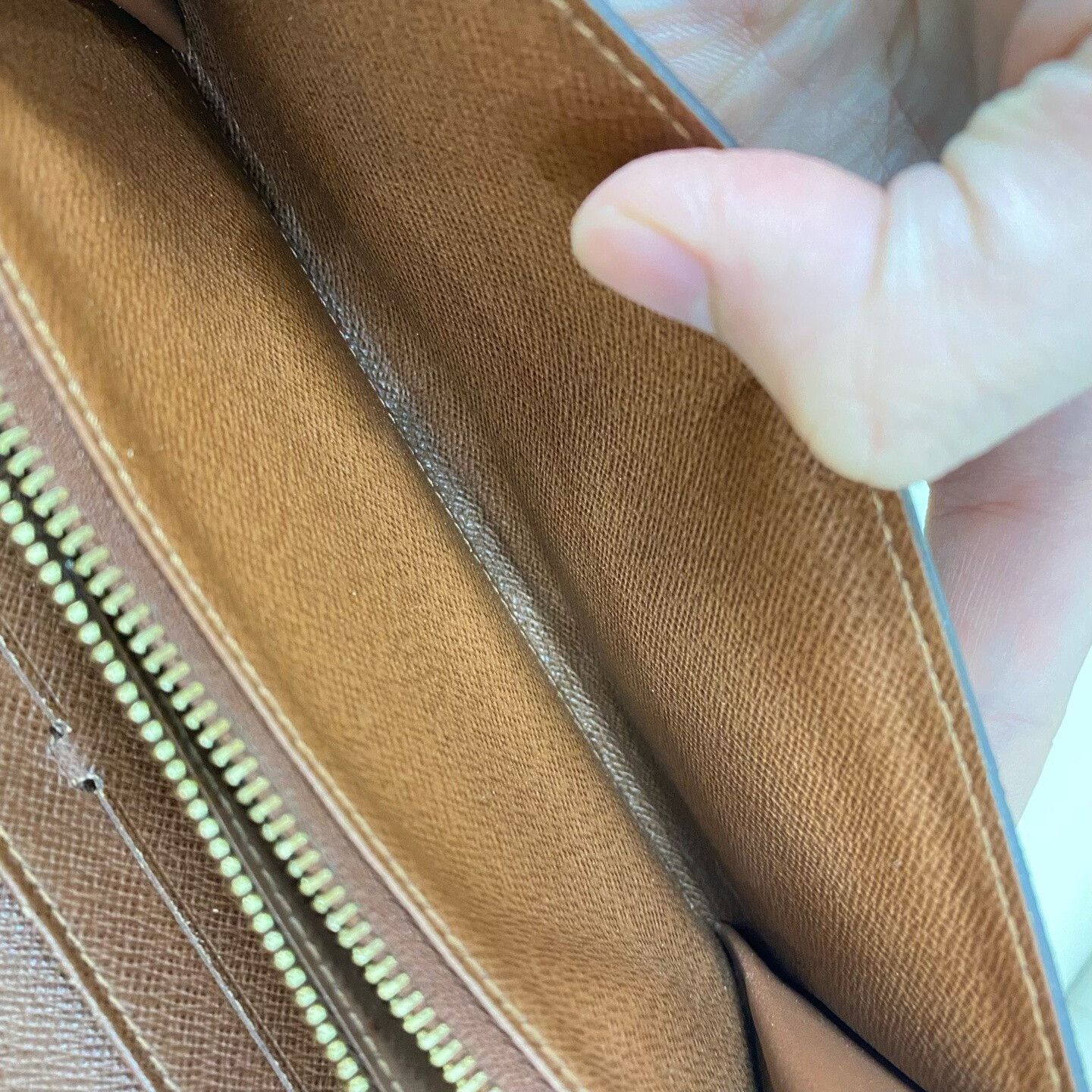 Louis Vuitton Pre-loved Bag Very good condition Size ONE SIZE - 7 Thumbnail