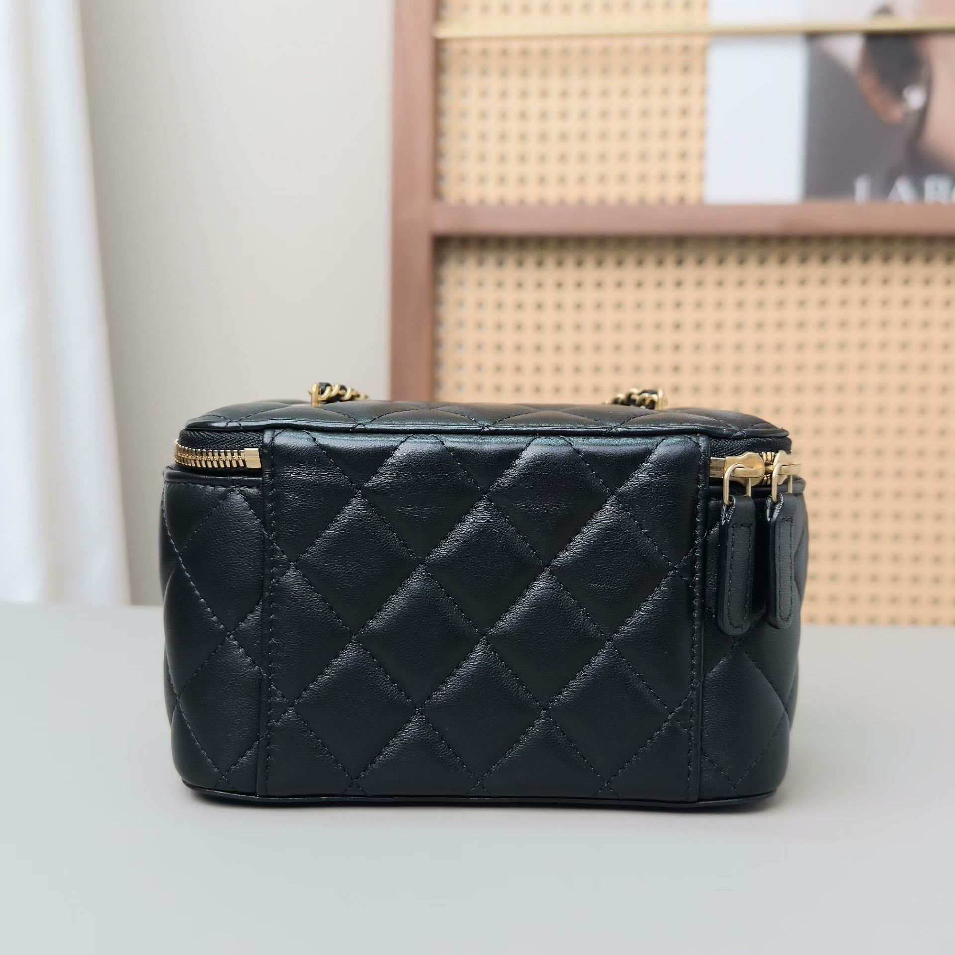 Chanel Pre-loved Bag Very good condition Size ONE SIZE - 2 Thumbnail