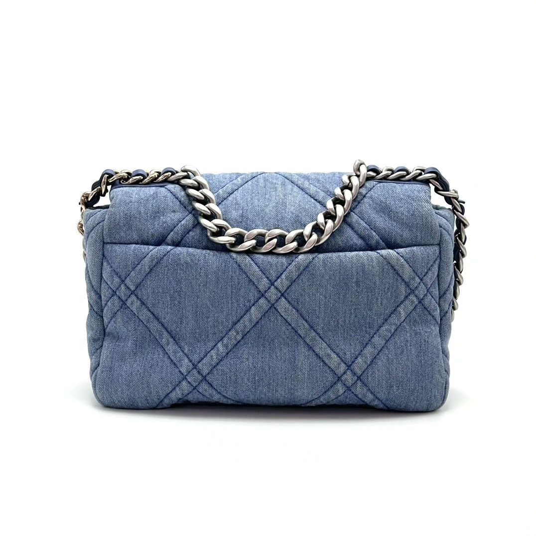 Chanel Pre-loved Bag Very good condition Size ONE SIZE - 2 Thumbnail