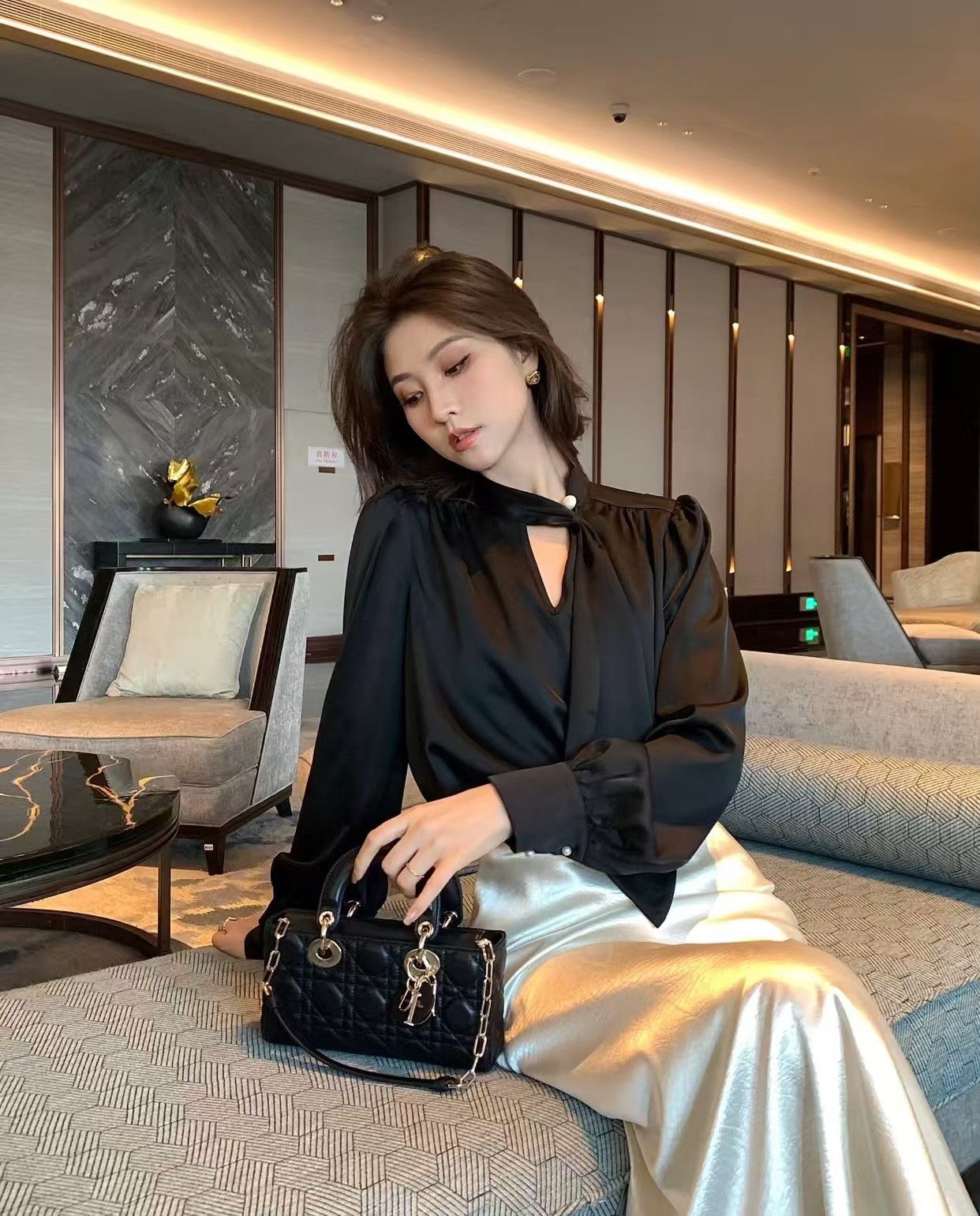 Dior Pre-loved Bag Very good condition Size ONE SIZE - 2 Thumbnail