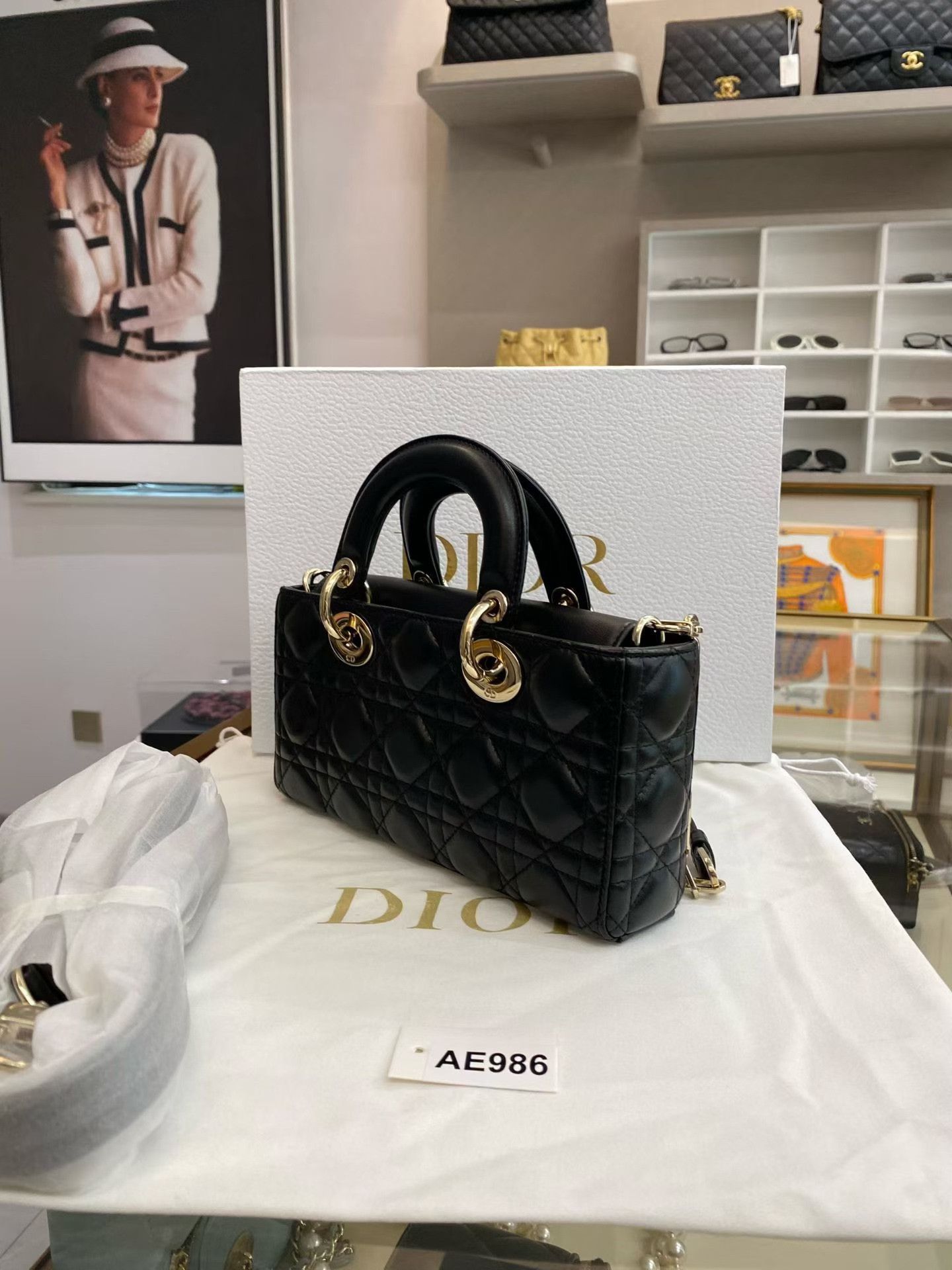 Dior Pre-loved Bag Very good condition Size ONE SIZE - 7 Thumbnail