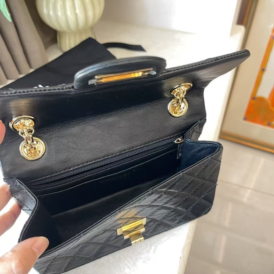 Chanel Pre-loved Bag Very good condition Size ONE SIZE - 9 Thumbnail