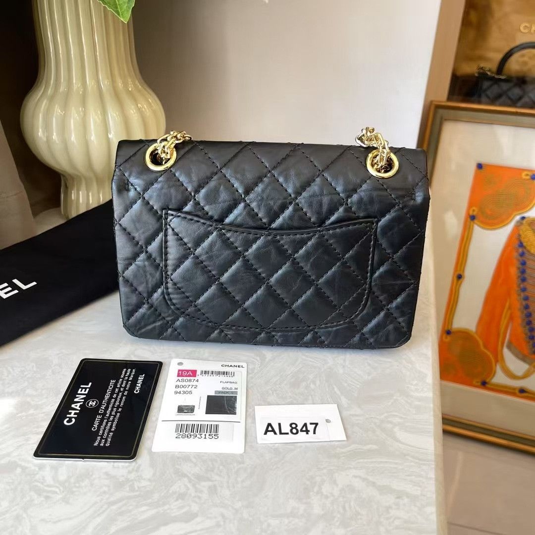 Chanel Pre-loved Bag Very good condition Size ONE SIZE - 7 Thumbnail