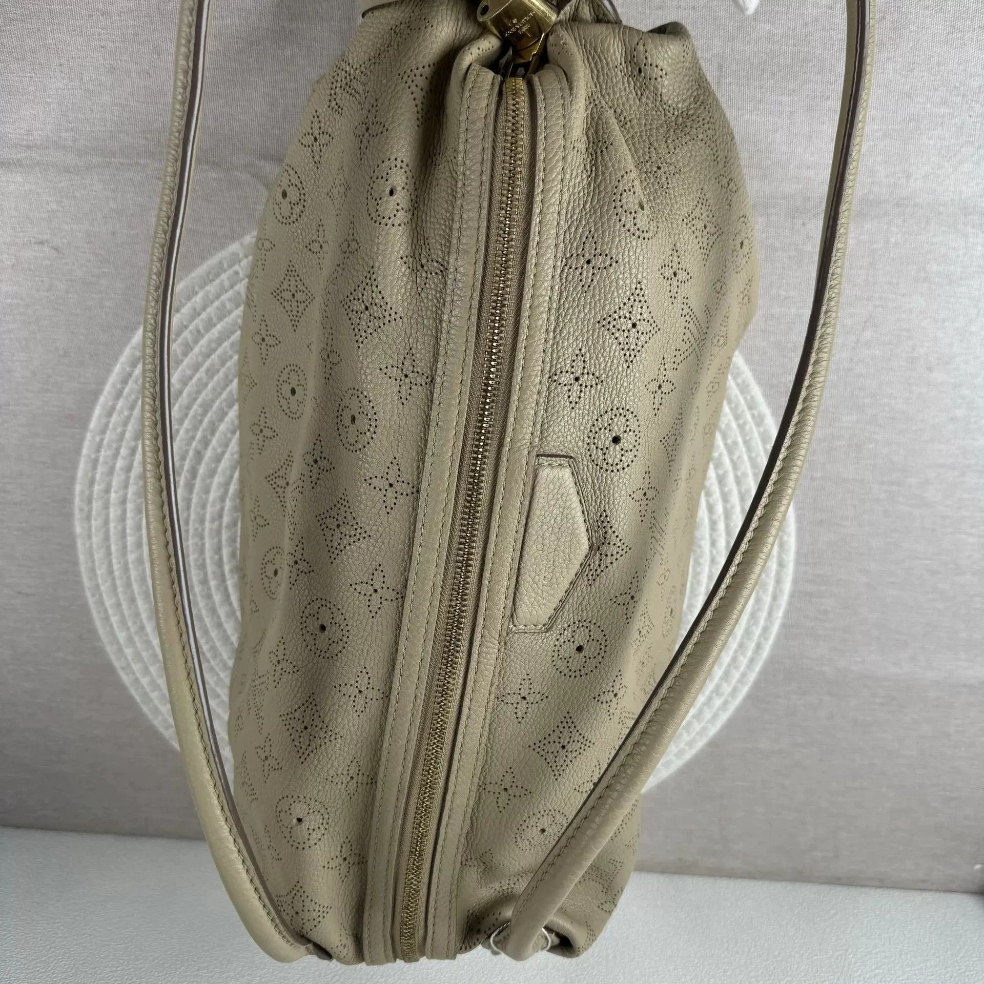 Louis Vuitton Pre-loved Bag Very good condition Size ONE SIZE - 7 Thumbnail