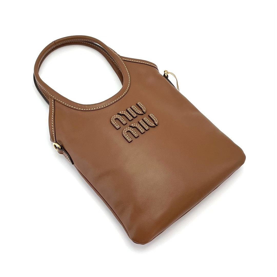 Miu Miu Pre-loved Bag Very good condition Size ONE SIZE - 3 Thumbnail