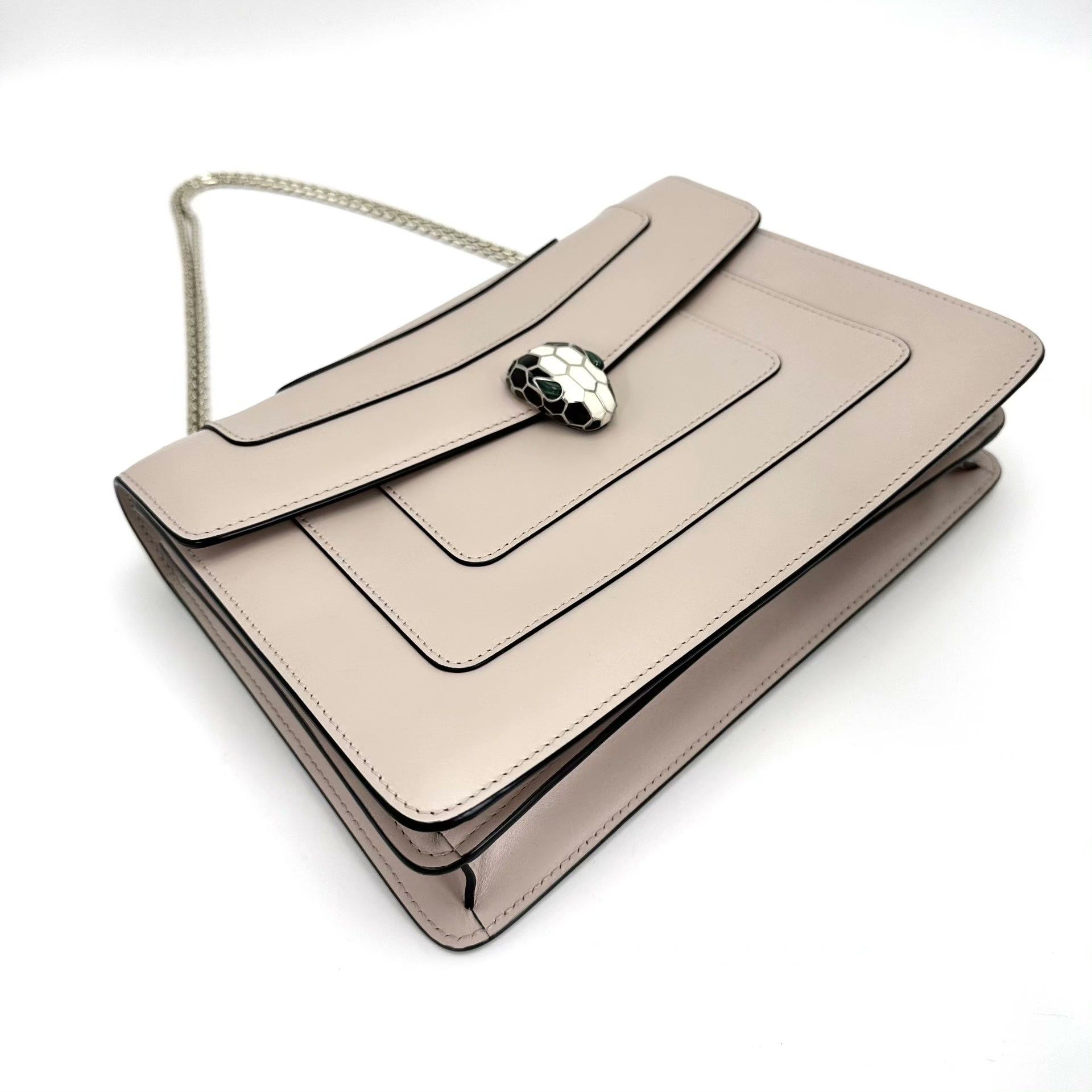 Bvlgari Pre-loved Bag Very good condition Size ONE SIZE - 4 Thumbnail