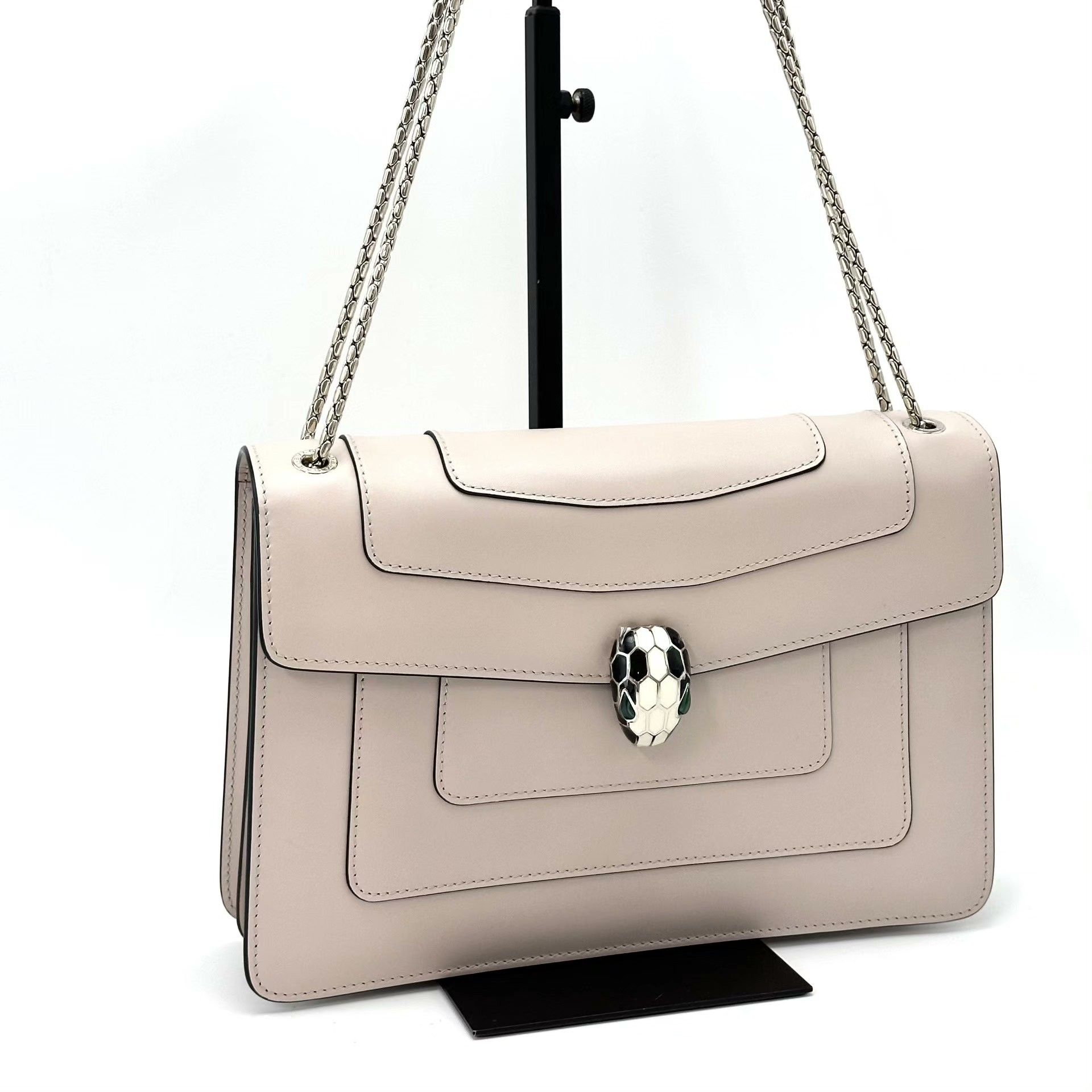 Bvlgari Pre-loved Bag Very good condition Size ONE SIZE - 2 Thumbnail