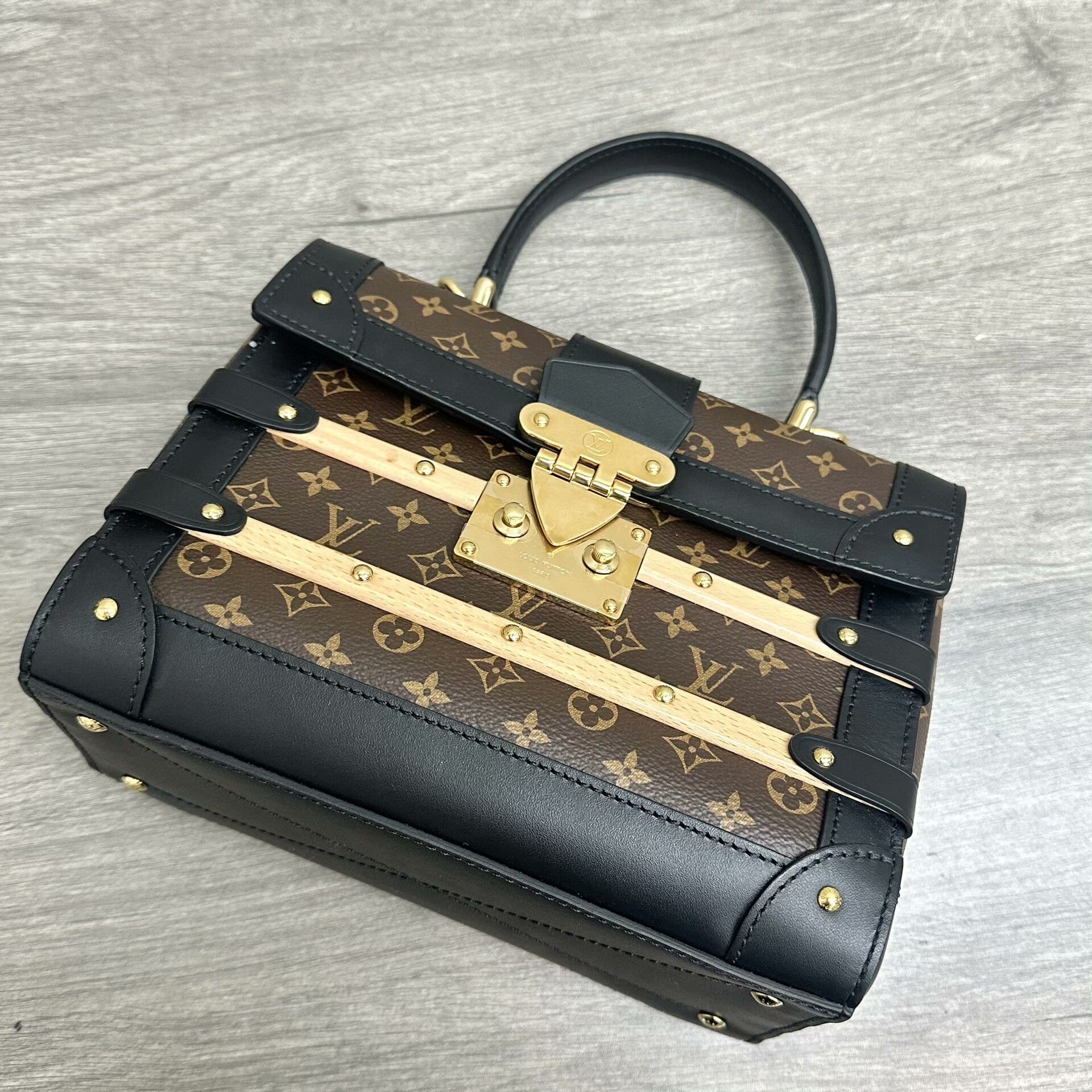 Louis Vuitton Pre-loved Bag Very good condition Size ONE SIZE - 3 Thumbnail