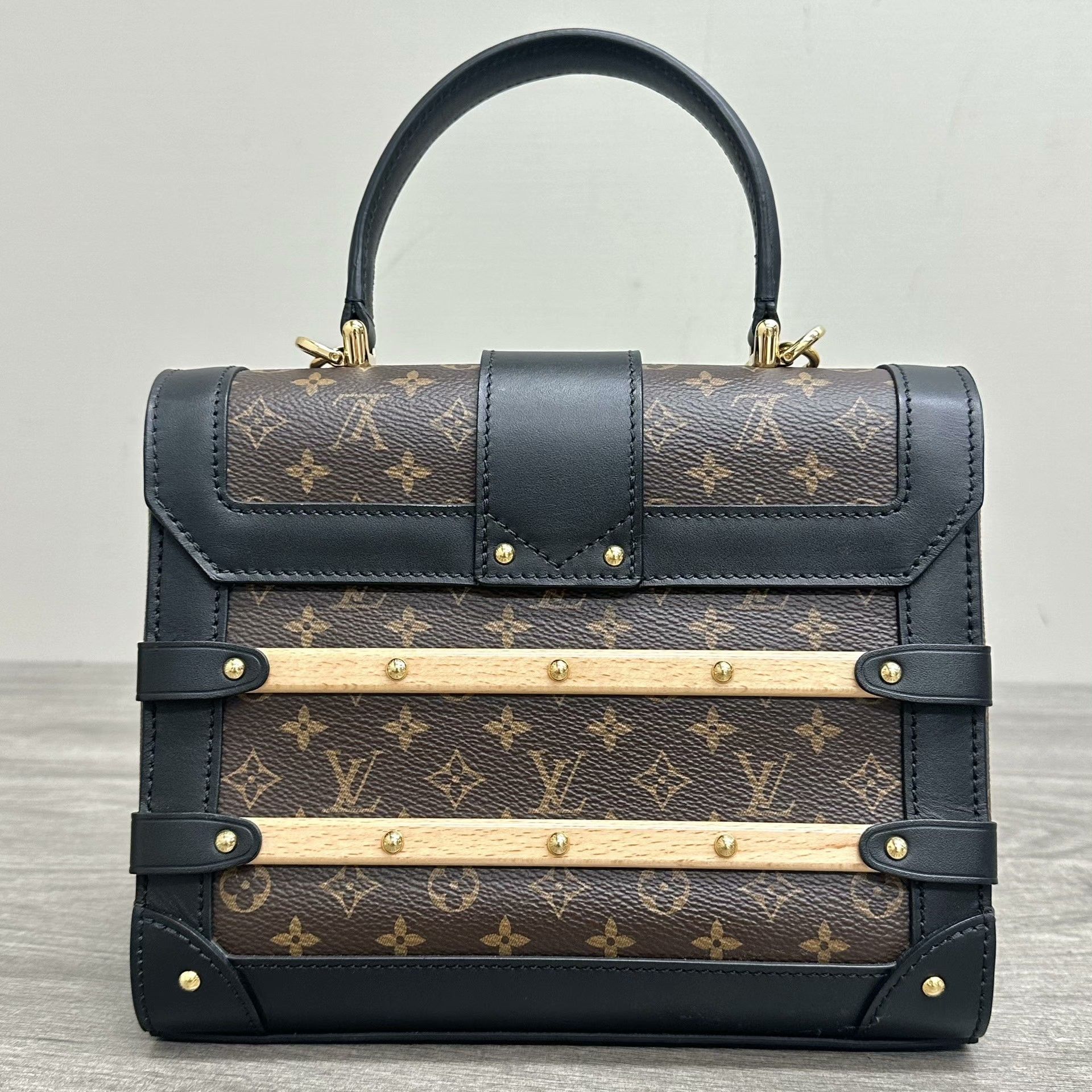 Louis Vuitton Pre-loved Bag Very good condition Size ONE SIZE - 2 Thumbnail