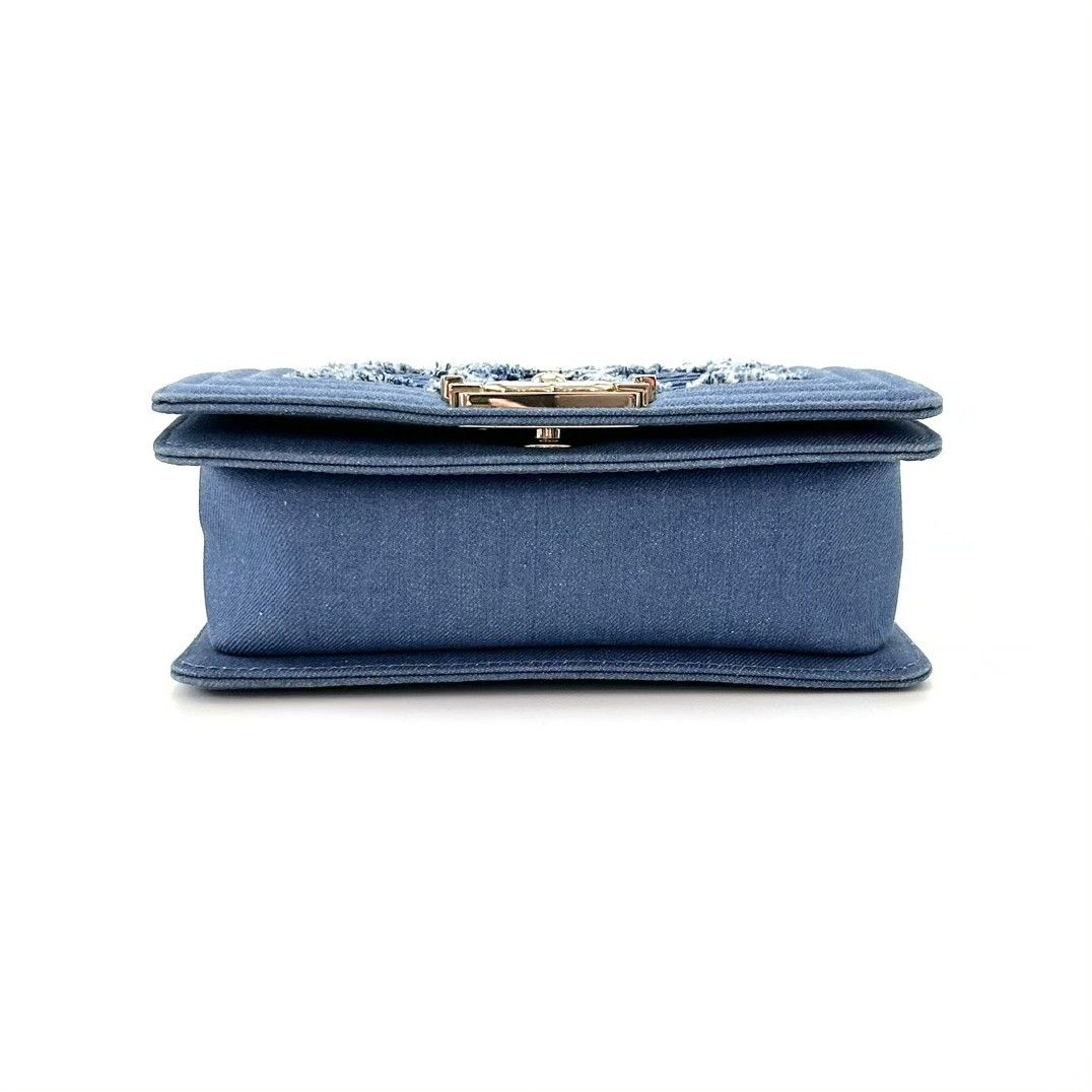 Chanel Pre-loved Bag Very good condition Size ONE SIZE - 5 Thumbnail