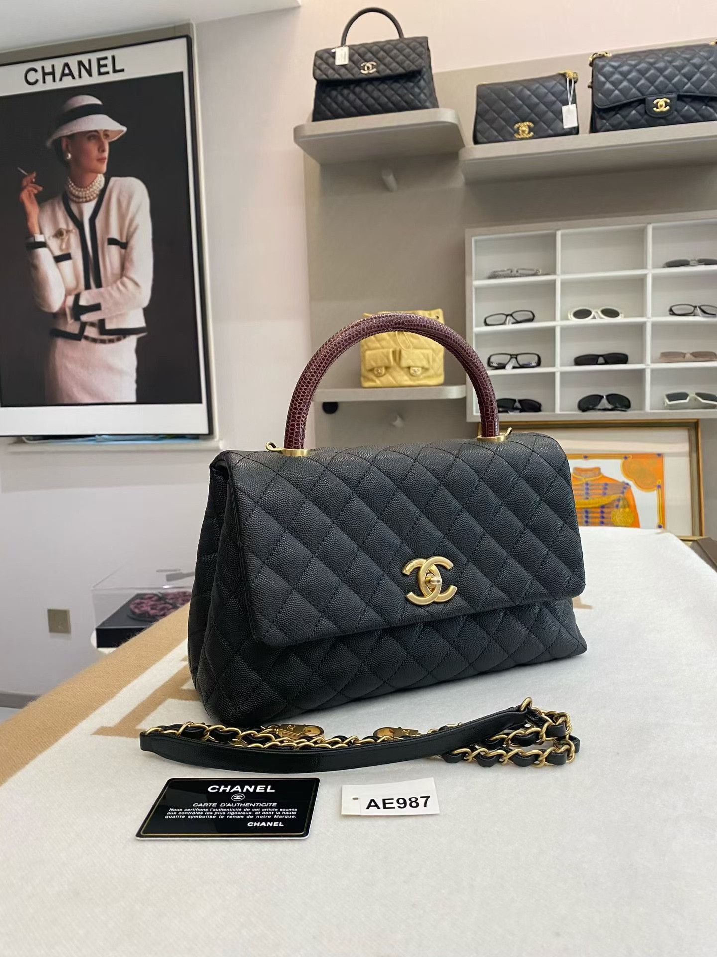Chanel Pre-loved Bag Very good condition Size ONE SIZE - 4 Thumbnail