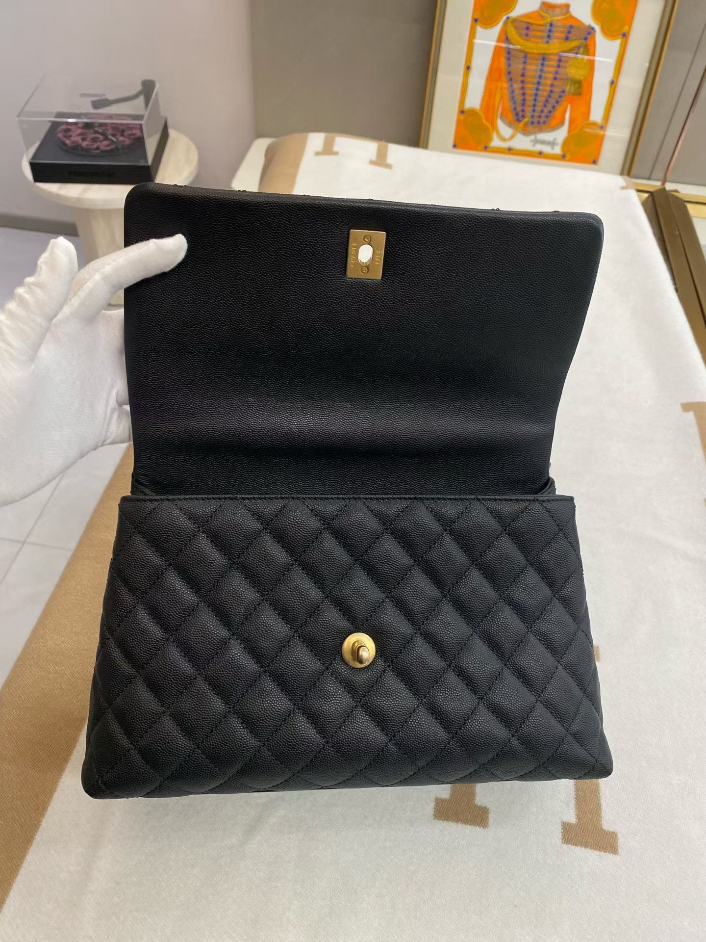 Chanel Pre-loved Bag Very good condition Size ONE SIZE - 8 Thumbnail